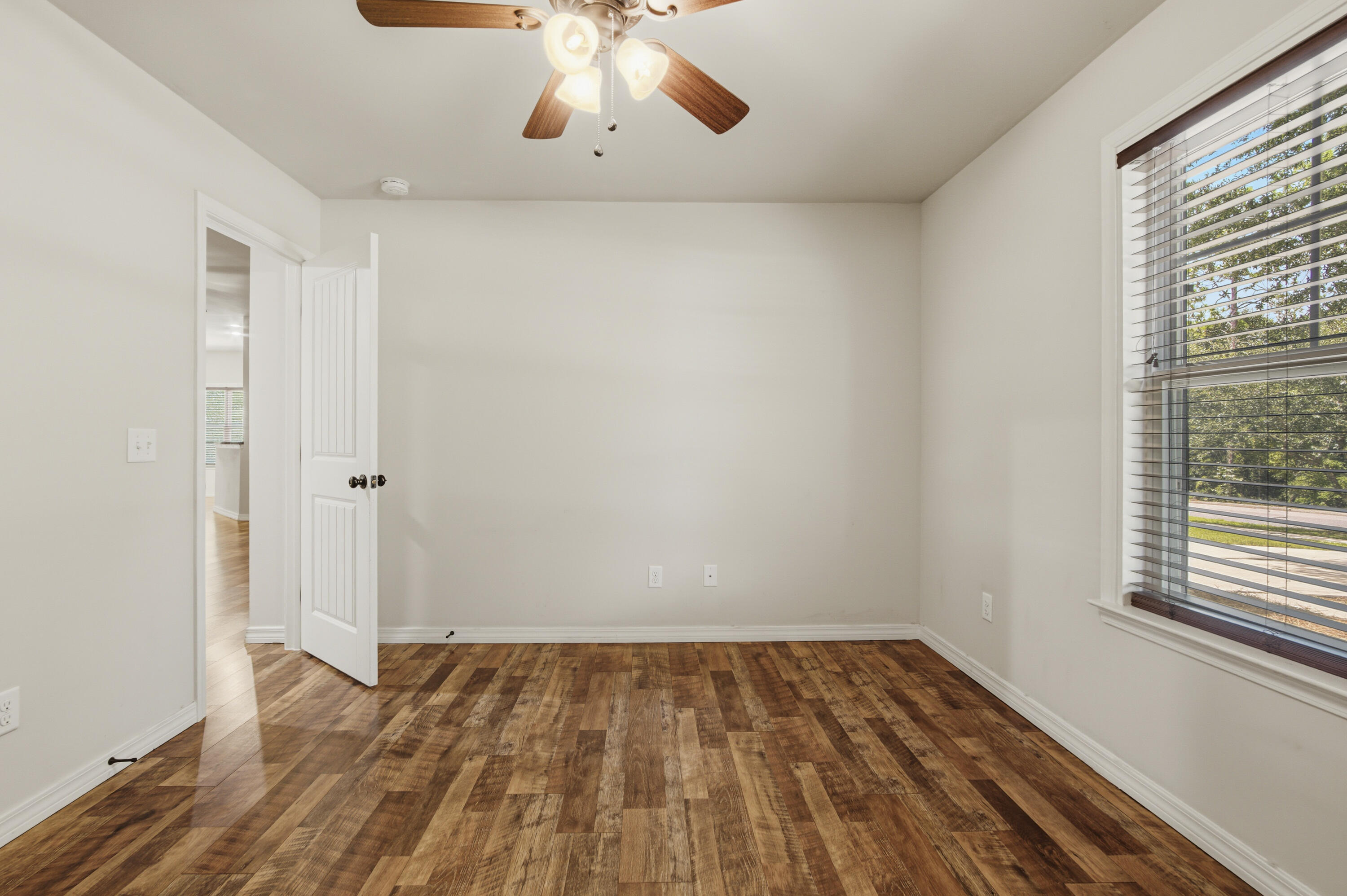 HUNTERS RIDGE - Residential