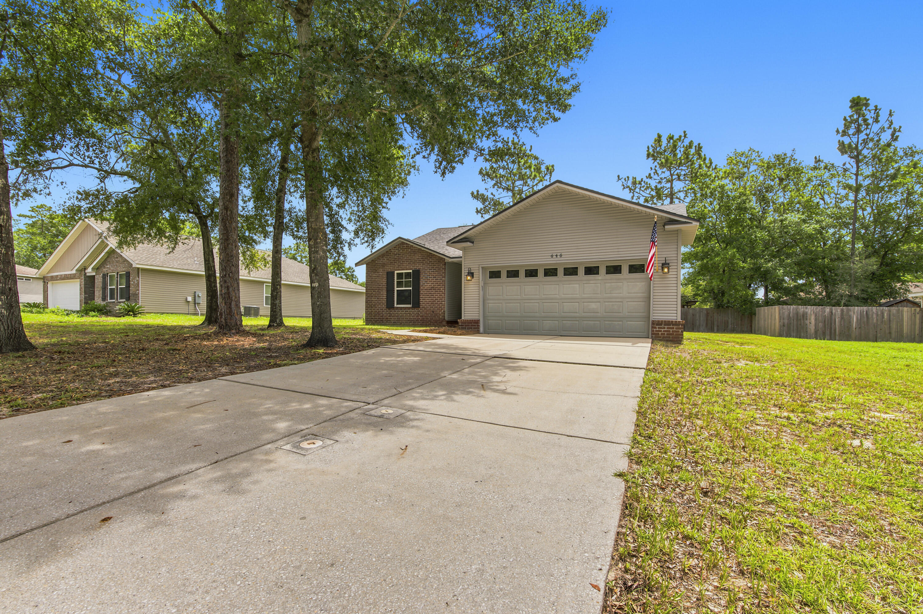 HUNTERS RIDGE - Residential