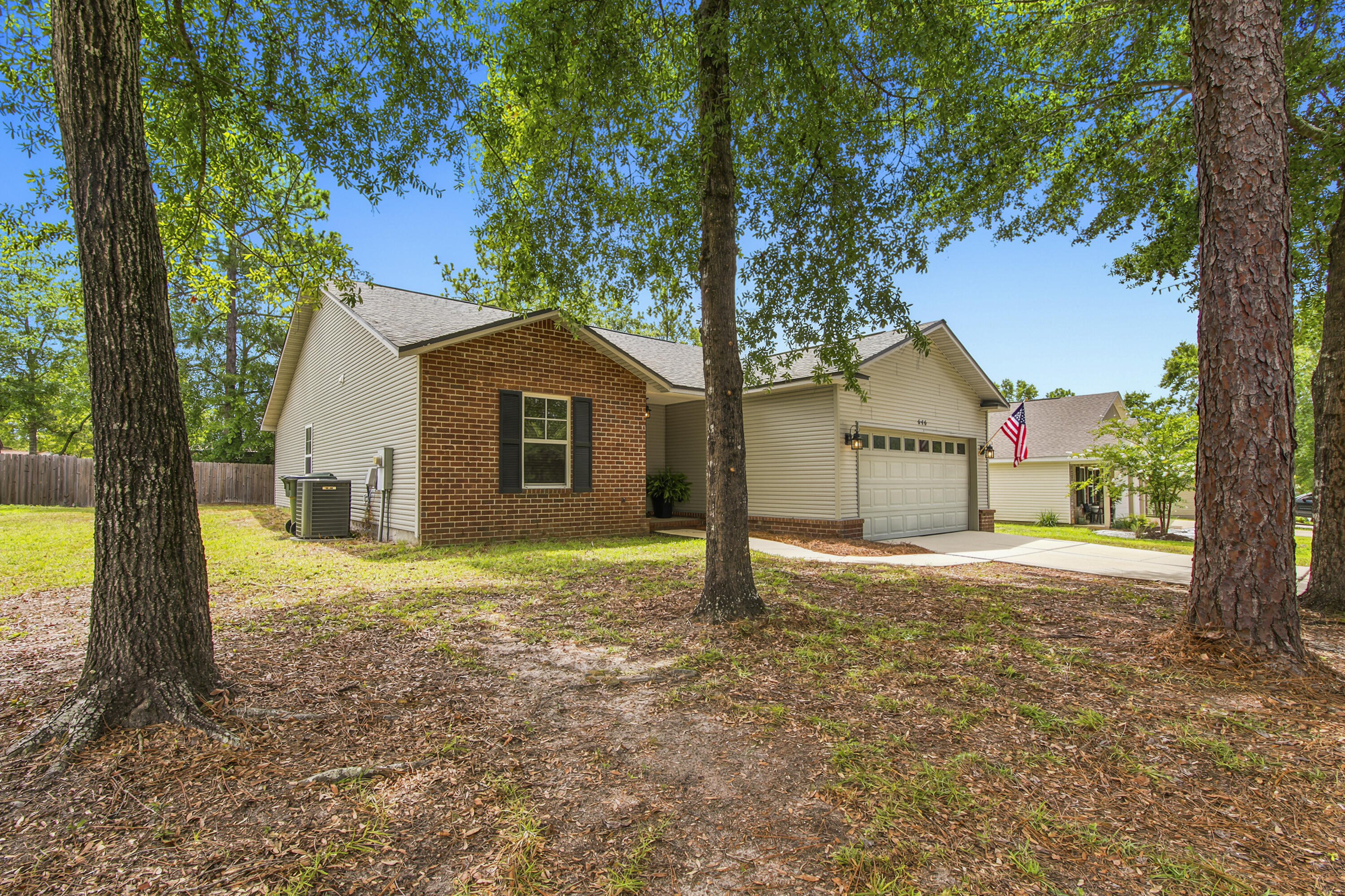 HUNTERS RIDGE - Residential