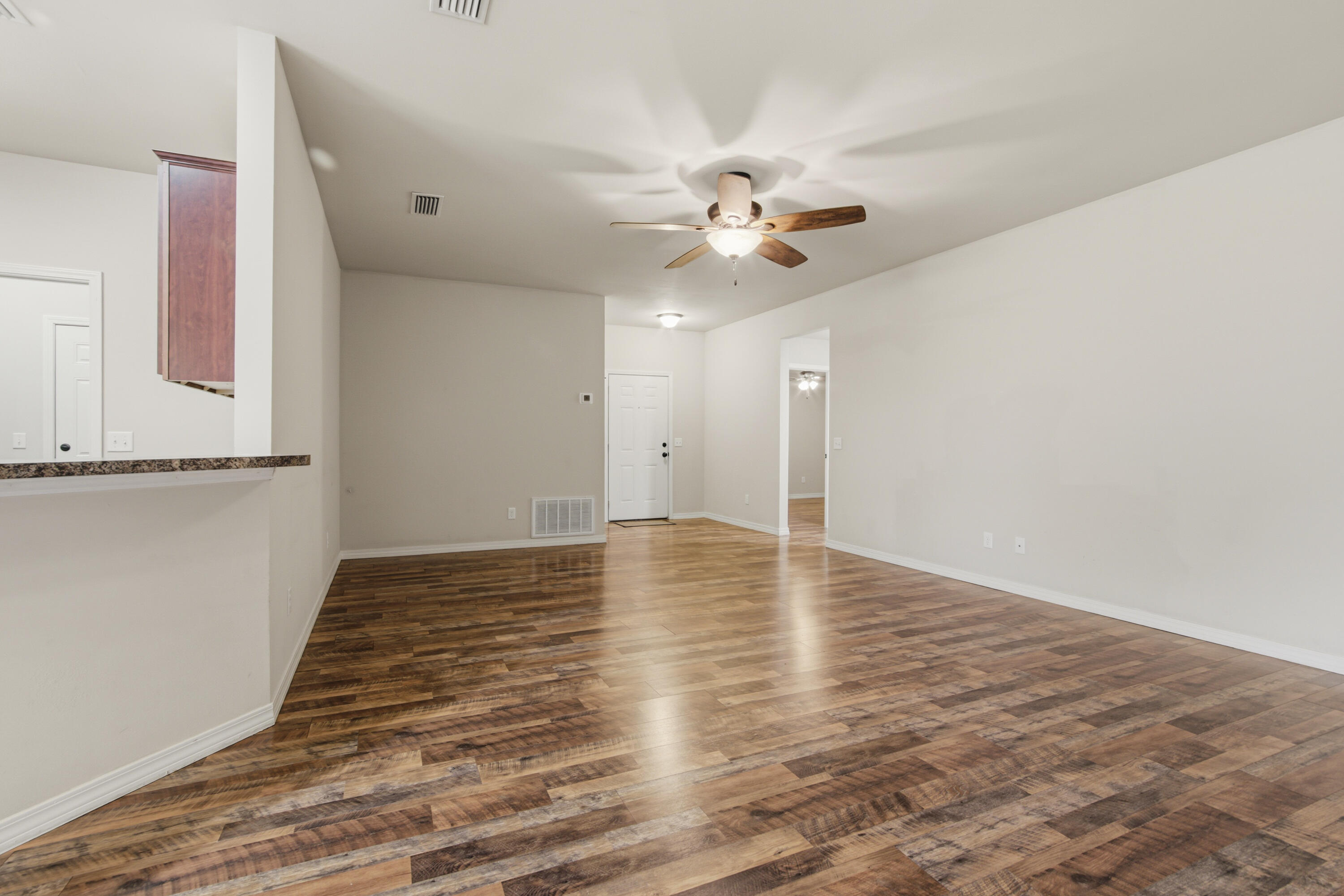 HUNTERS RIDGE - Residential