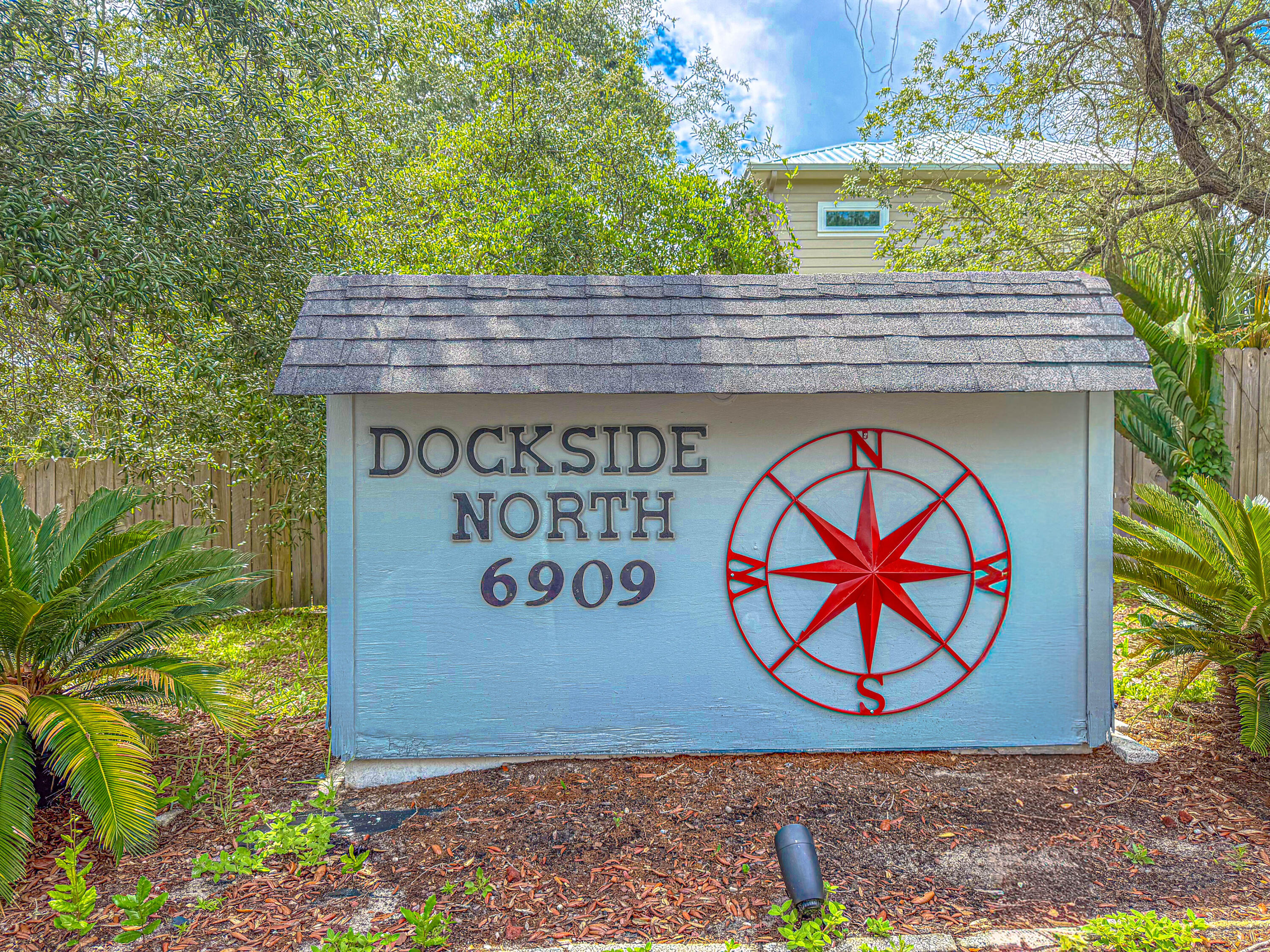 DOCKSIDE NORTH CONDO - Residential