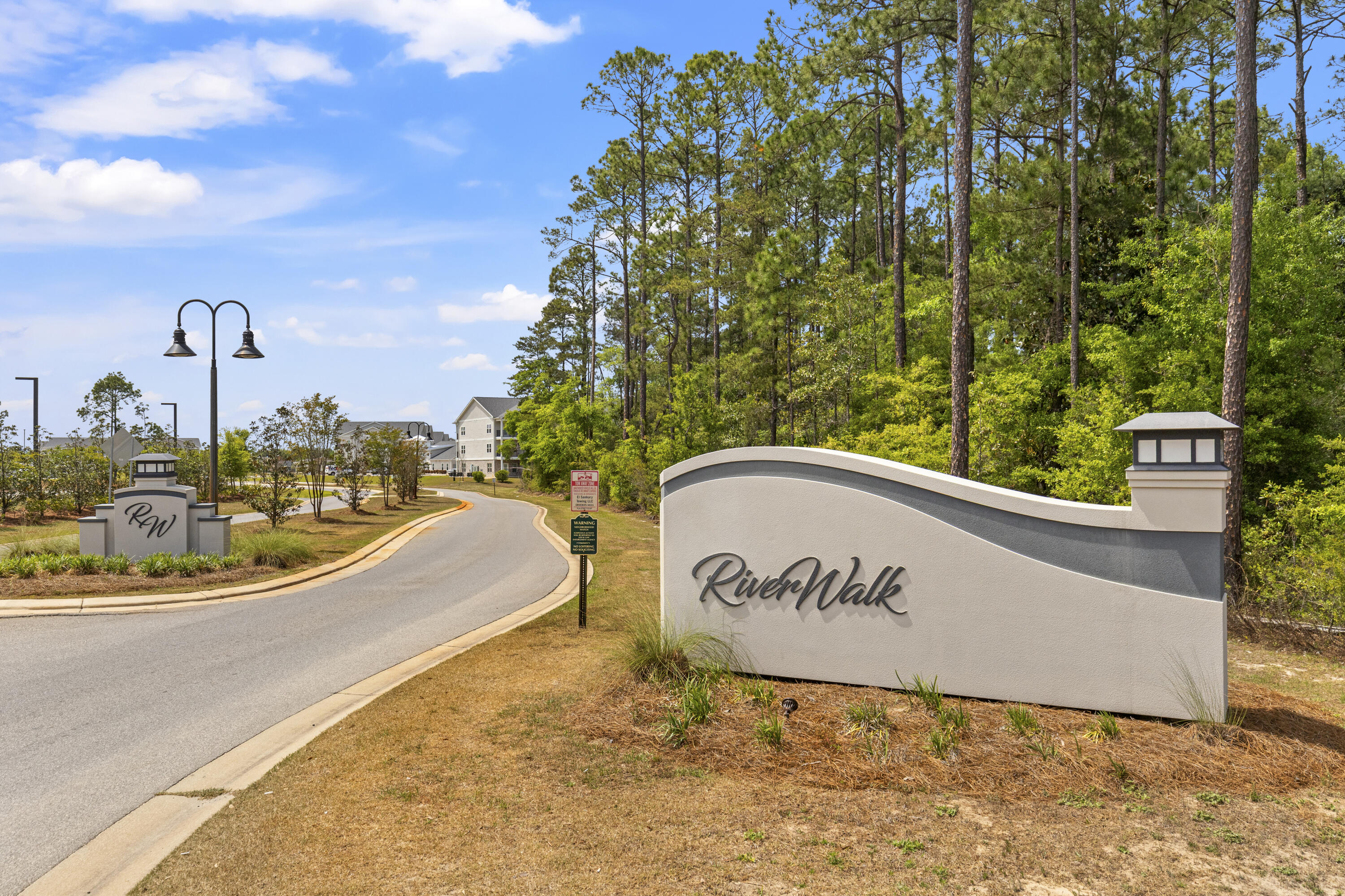 RIVERWALK - Residential