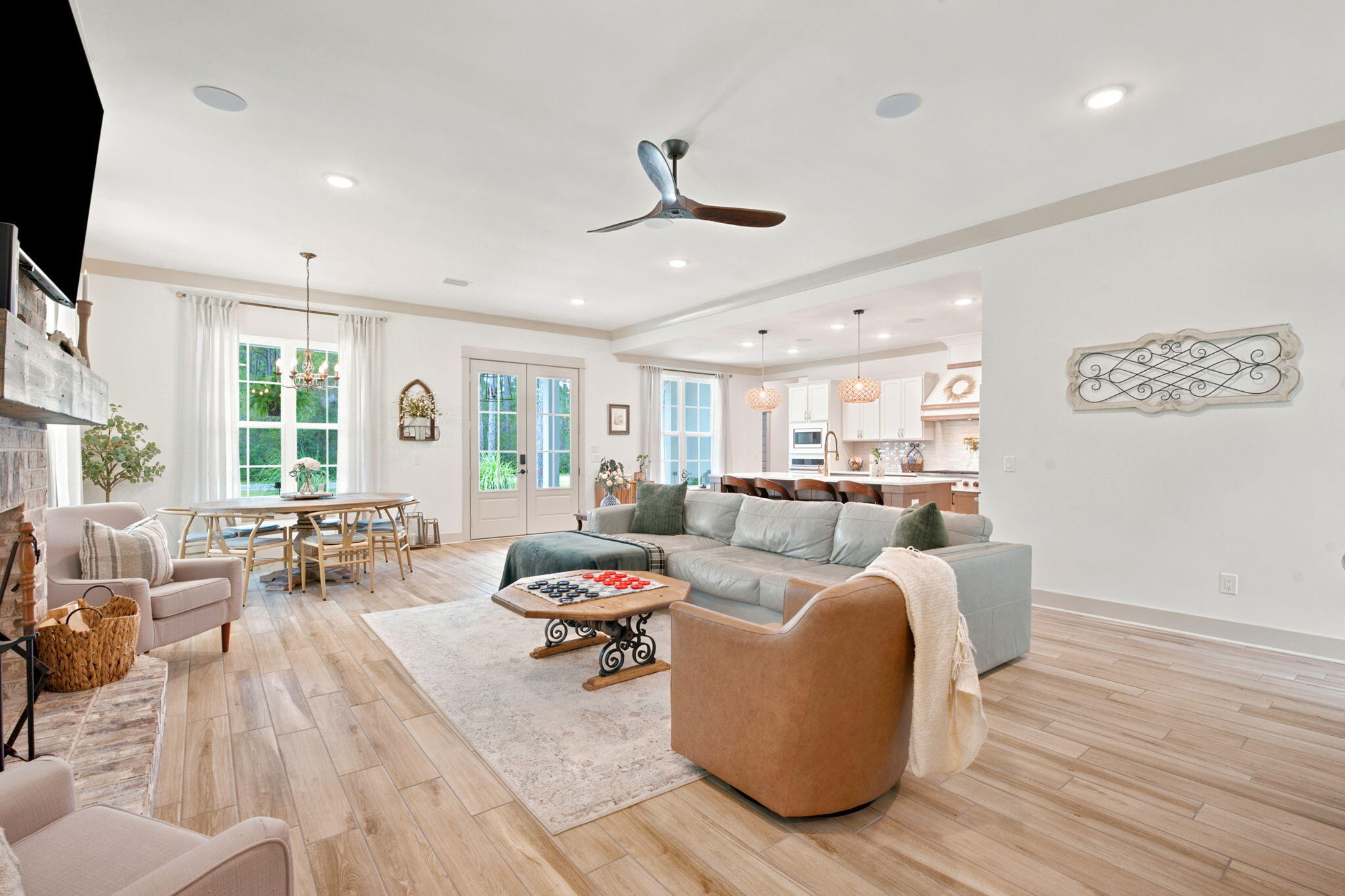 NO RECORDED SUBDIVISION - Residential