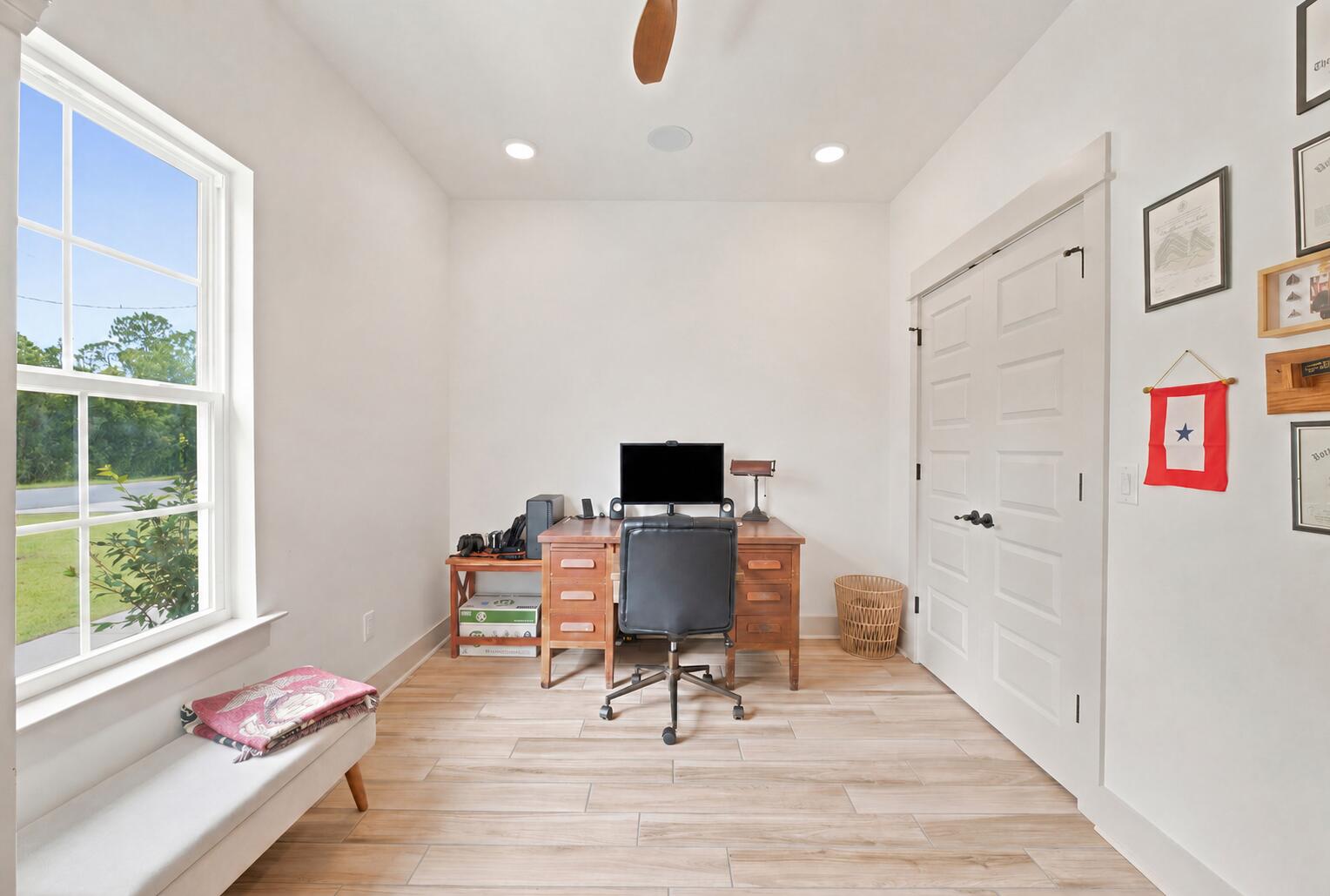 NO RECORDED SUBDIVISION - Residential