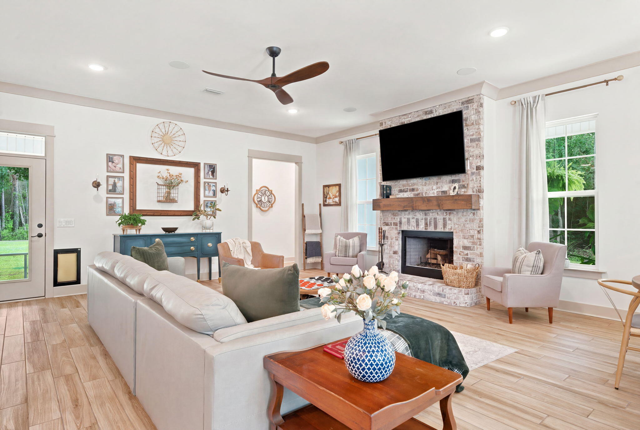 NO RECORDED SUBDIVISION - Residential
