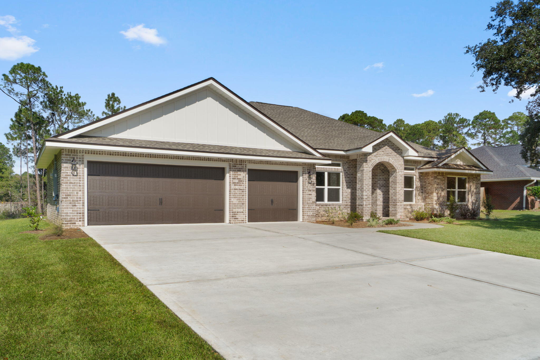 HOLLEY BY THE SEA - Residential