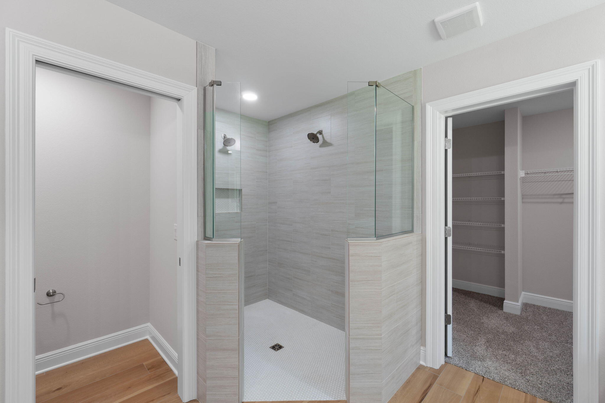 HOLLEY BY THE SEA - Residential