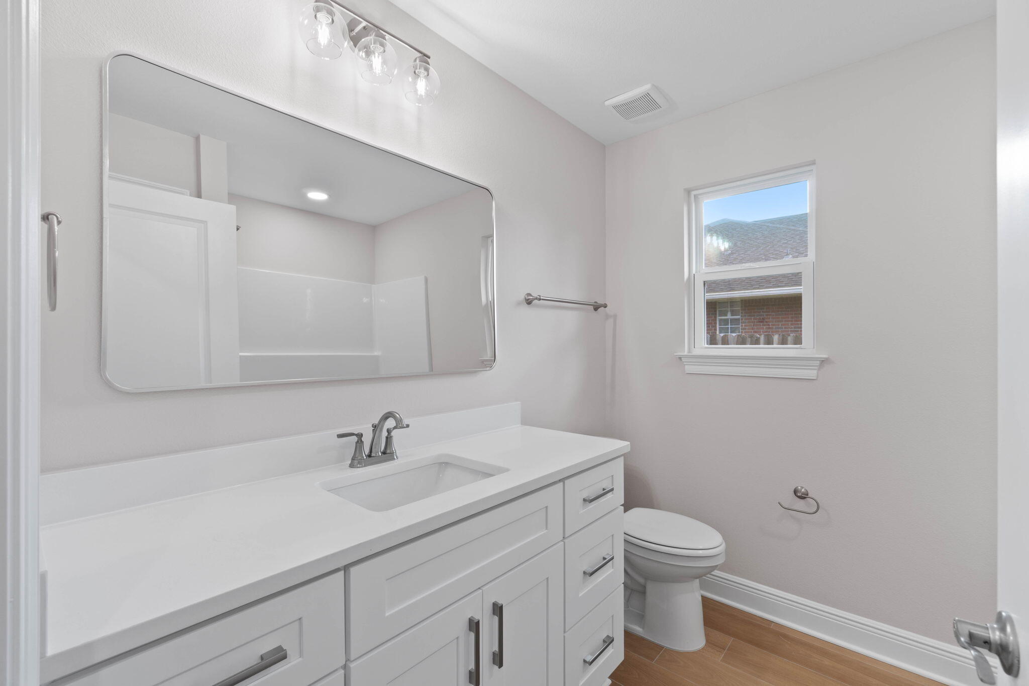HOLLEY BY THE SEA - Residential