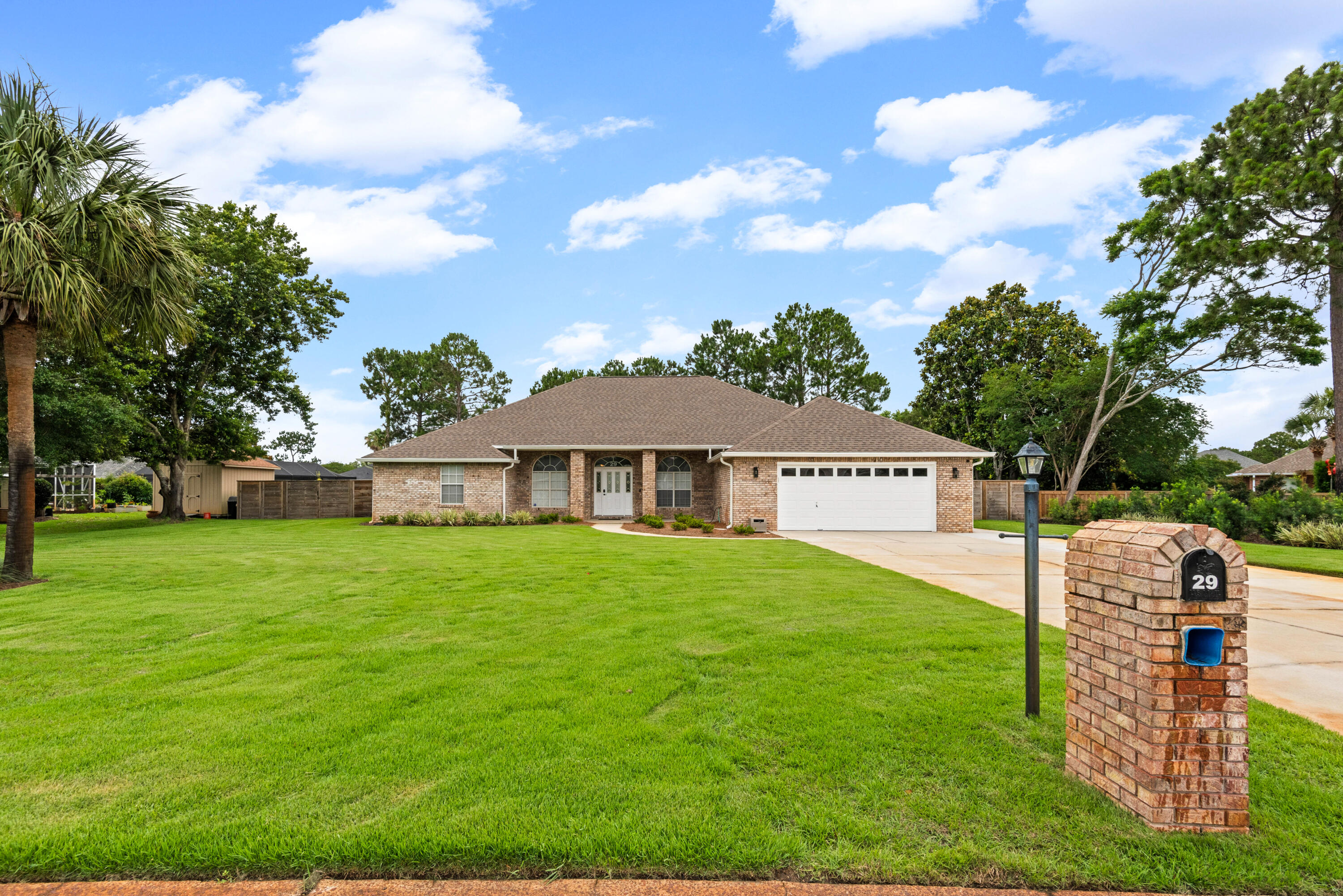BAYWINDS GOLF ESTATES PH 3 - Residential