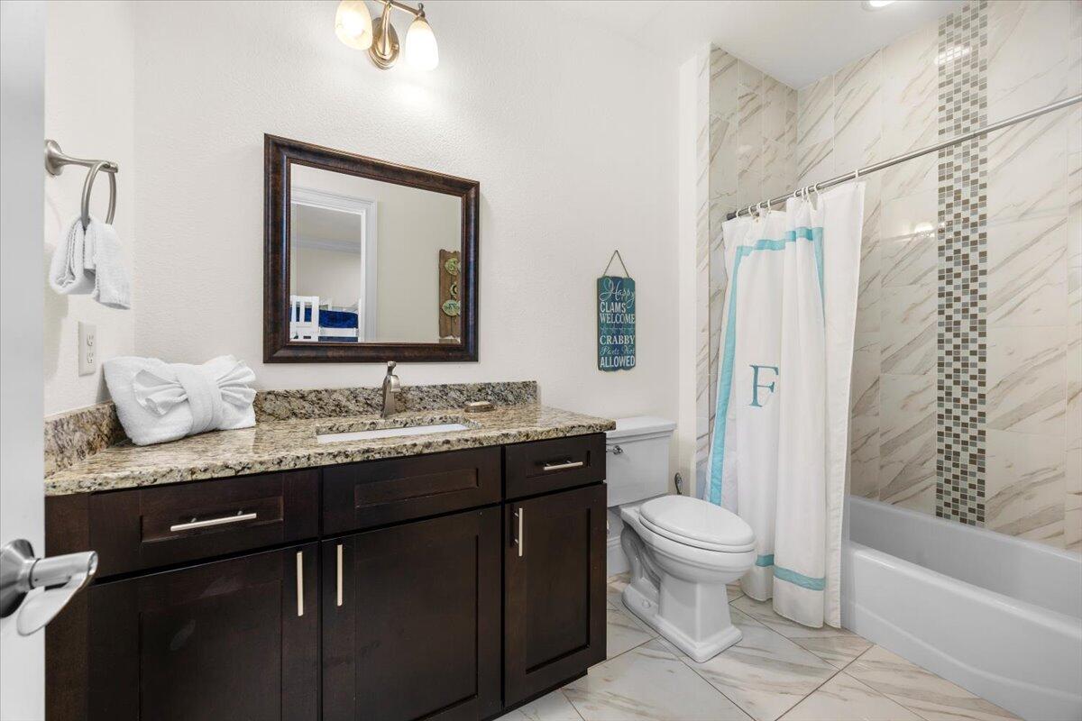 MIRAMAR BEACH VILLAS - Residential