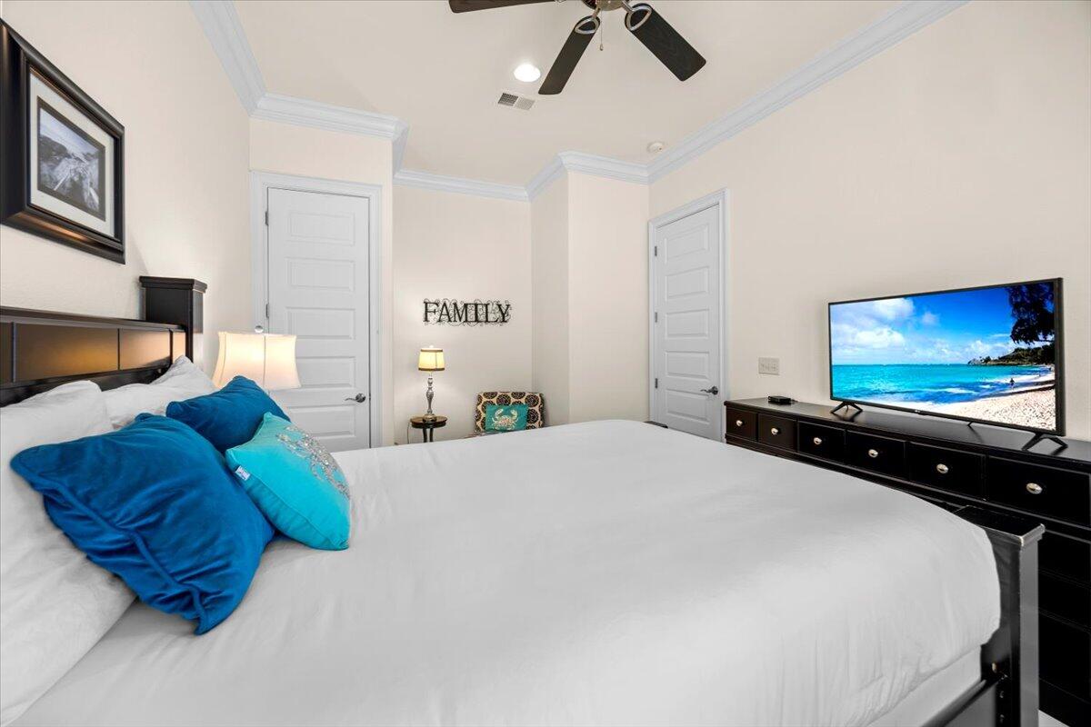 MIRAMAR BEACH VILLAS - Residential