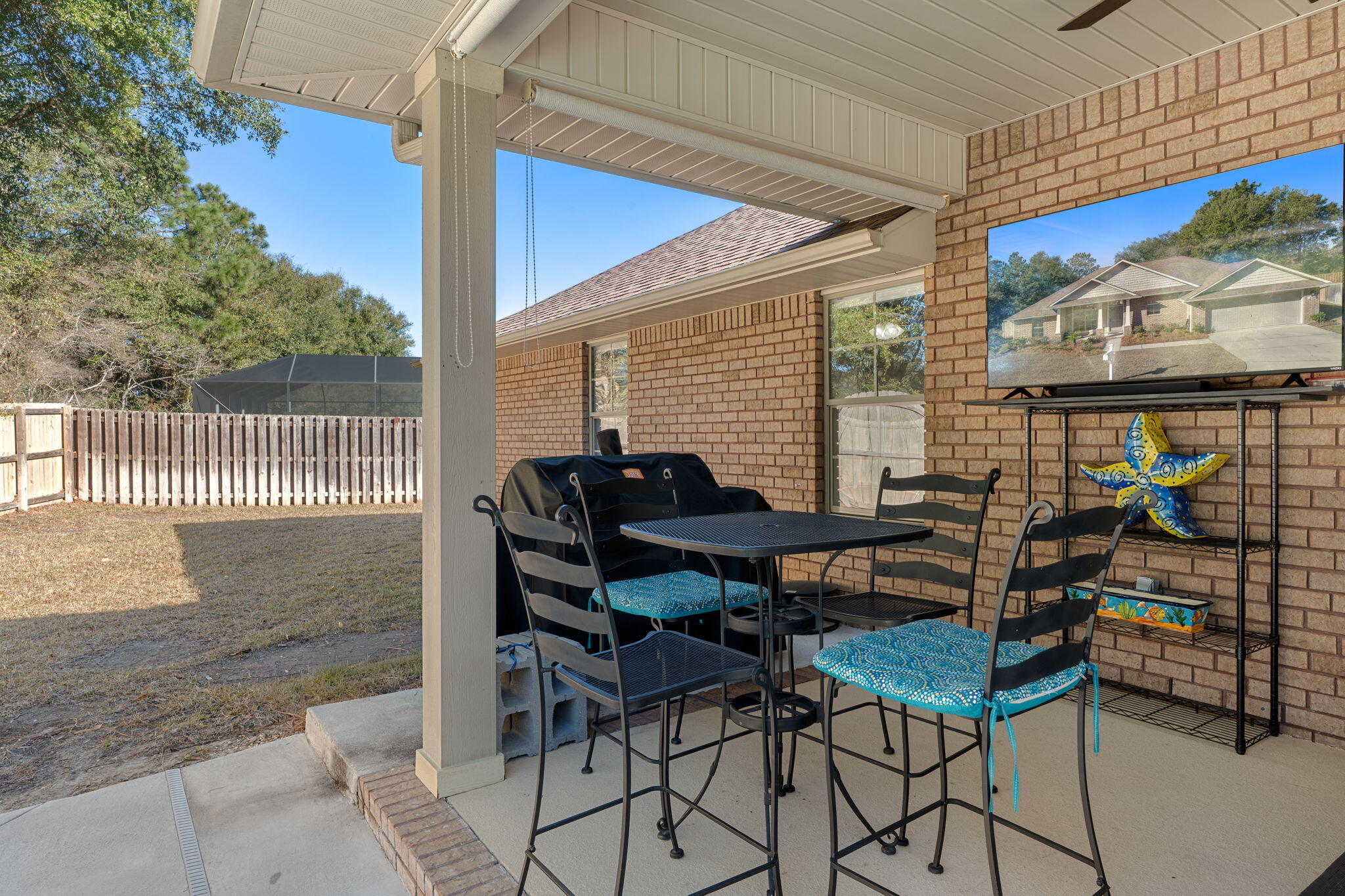 FOX VALLEY - Residential