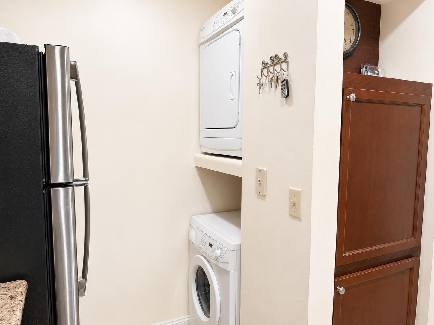 LAKESIDE CONDO AT BLUEWATER BAY - Residential