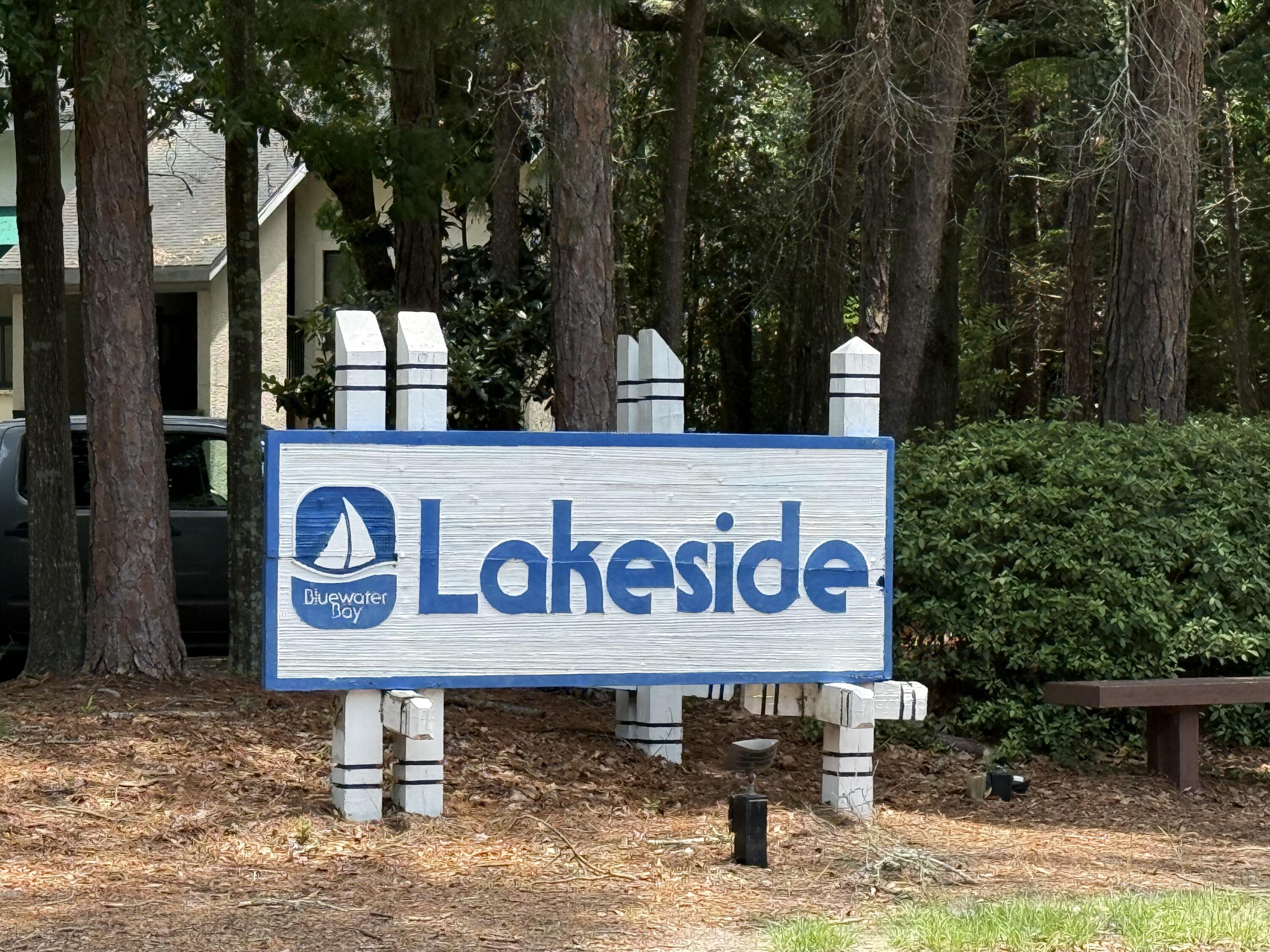 LAKESIDE CONDO AT BLUEWATER BAY - Residential