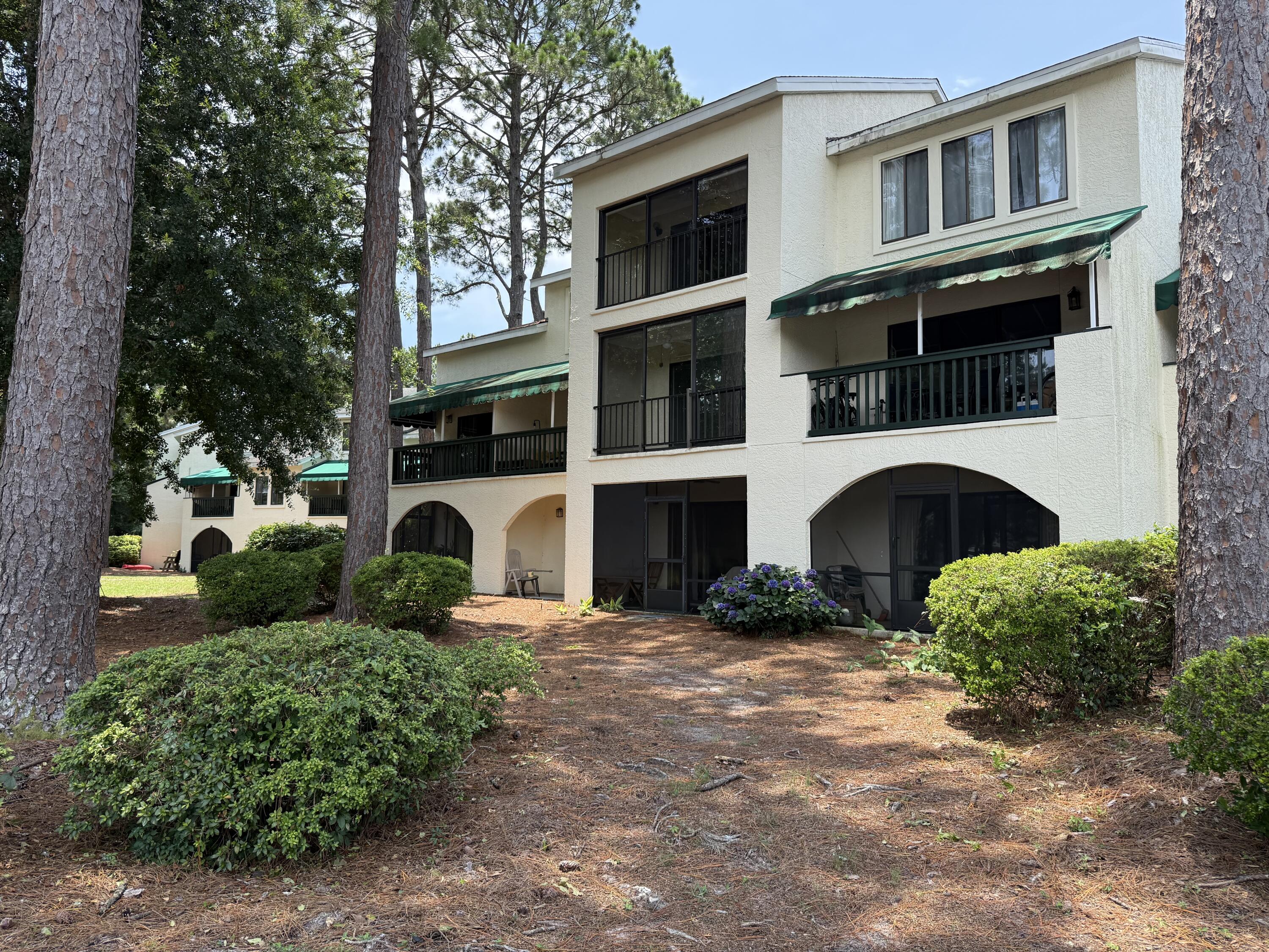 LAKESIDE CONDO AT BLUEWATER BAY - Residential