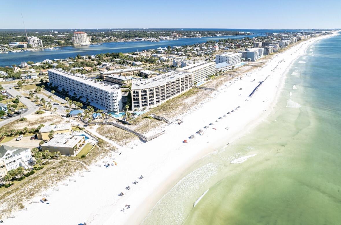 SEACREST CONDOMINIUMS - Residential