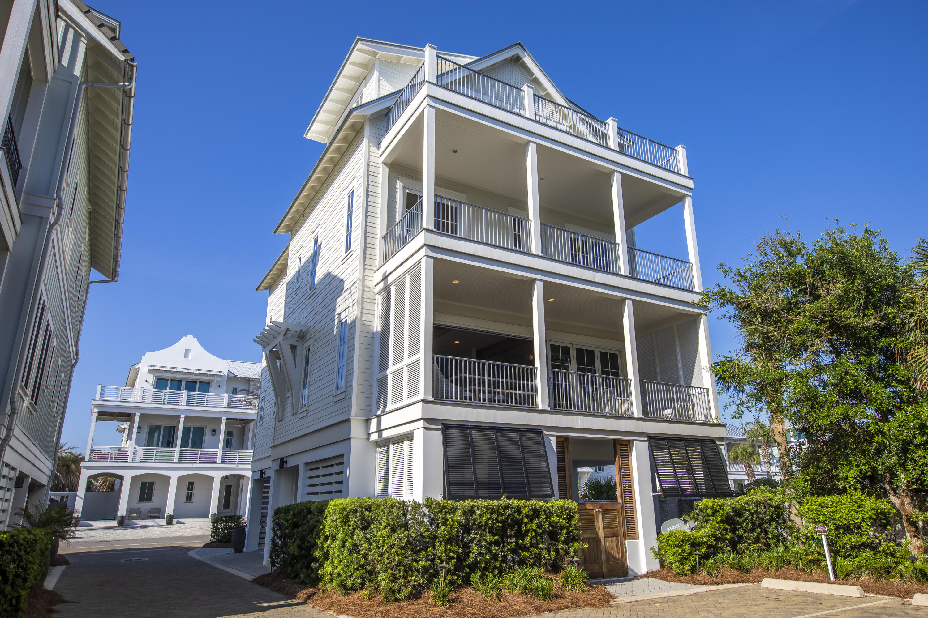 The Bluffs of Inlet - Residential
