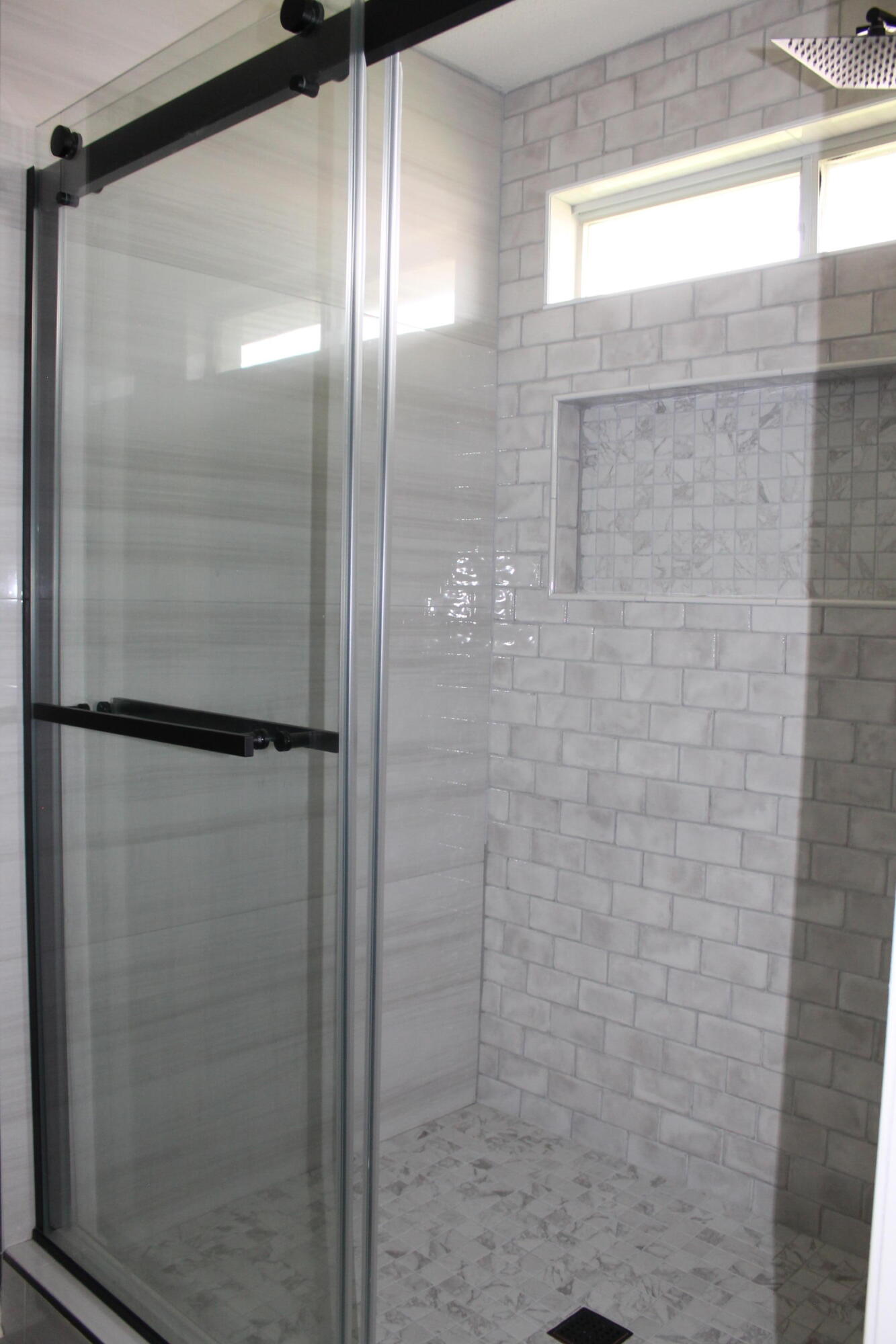HAMPTON RIDGE ESTATES - Residential Lease