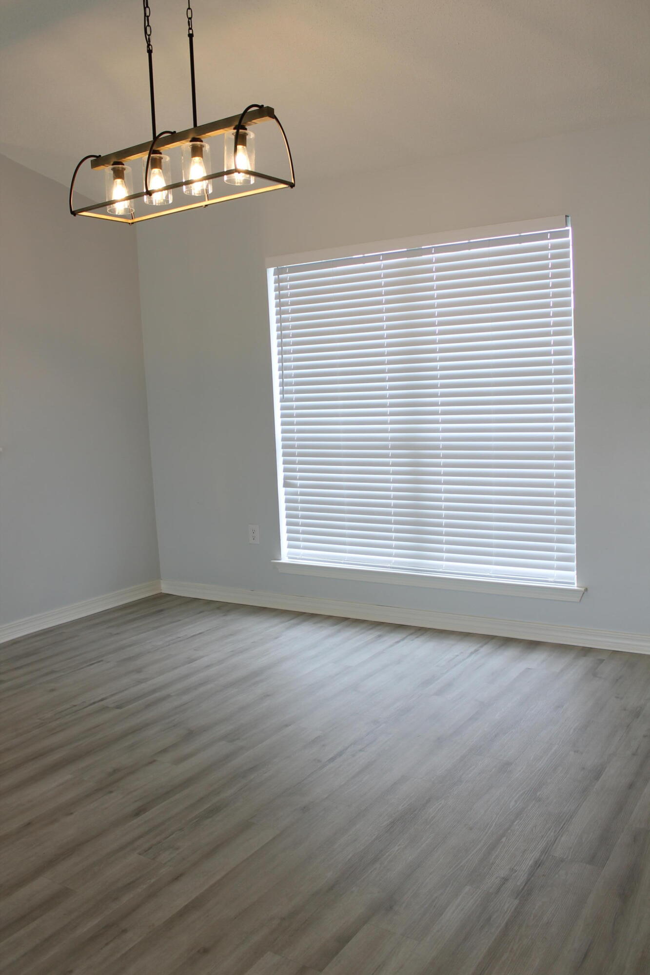 HAMPTON RIDGE ESTATES - Residential Lease