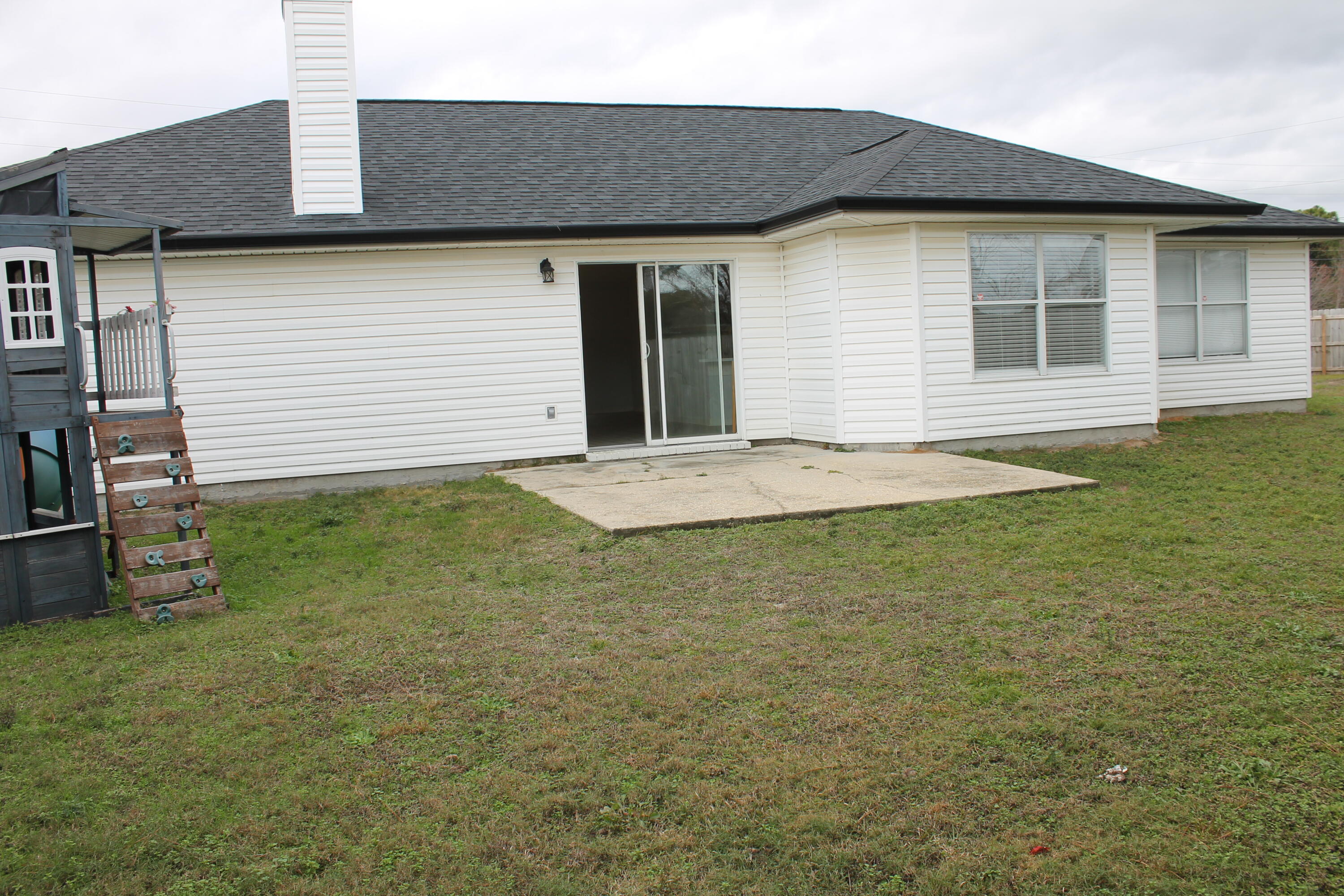 HAMPTON RIDGE ESTATES - Residential Lease