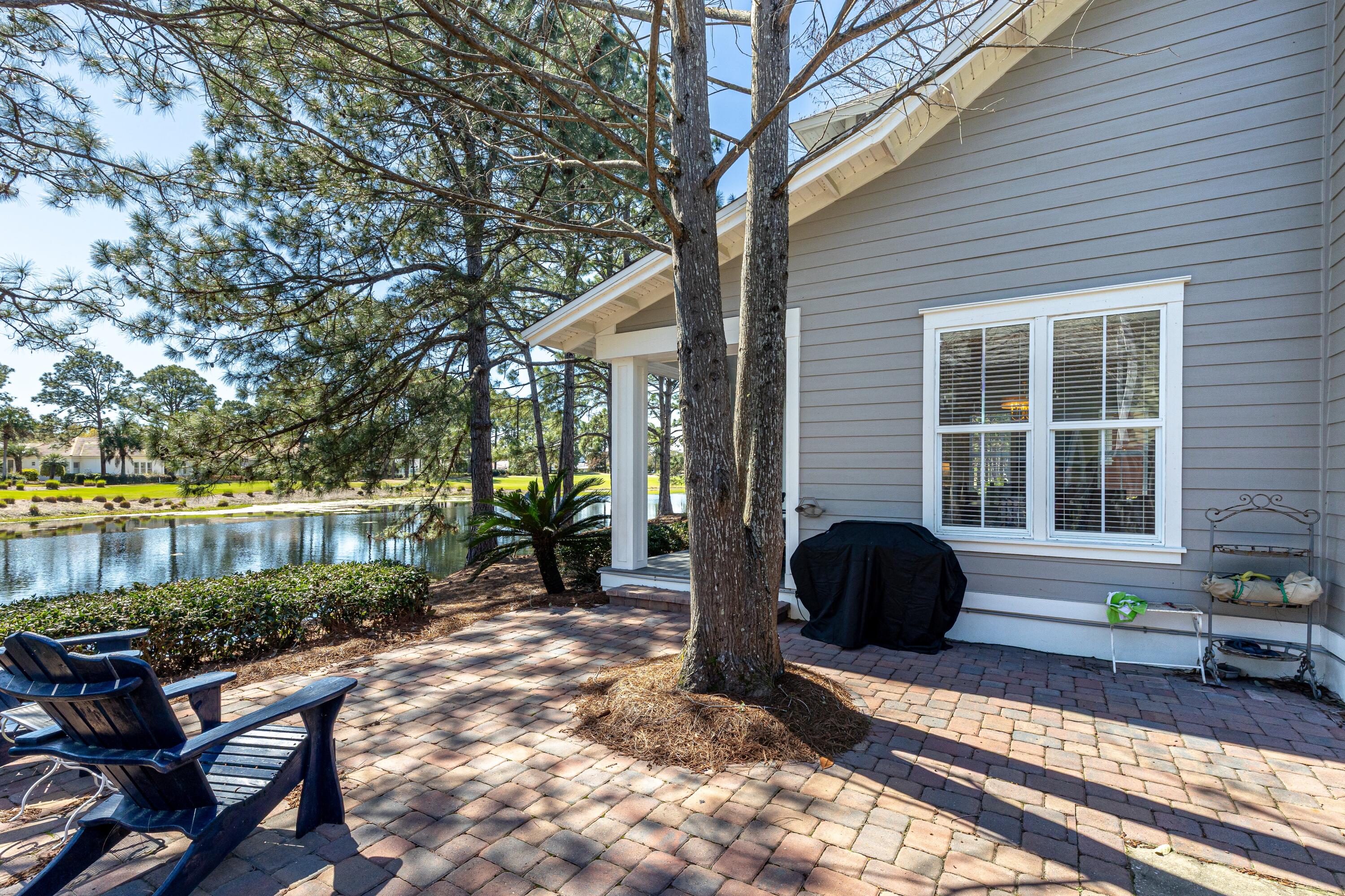 LAUREL GROVE - Residential
