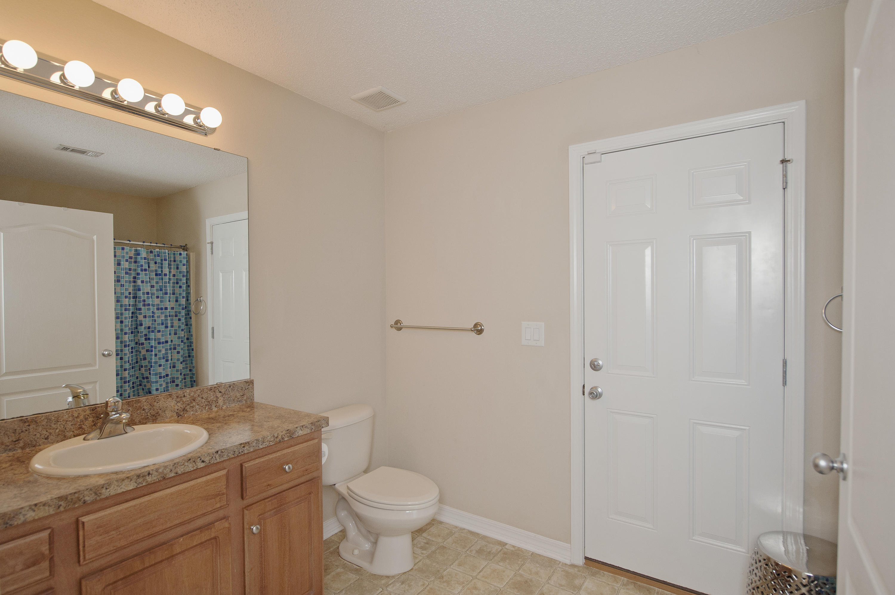 SKY RIDGE ESTATES 1ST ADD - Residential