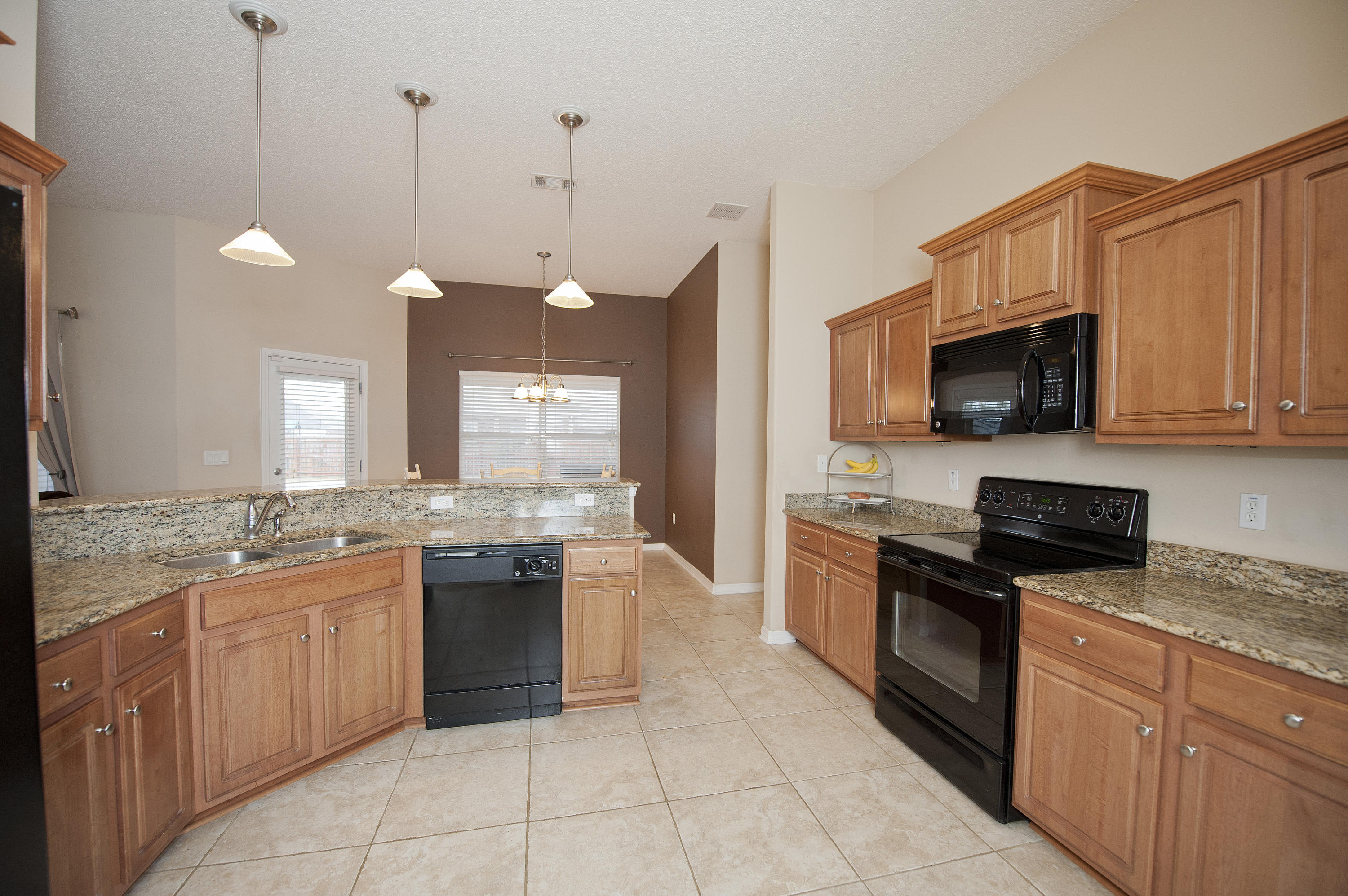 SKY RIDGE ESTATES 1ST ADD - Residential