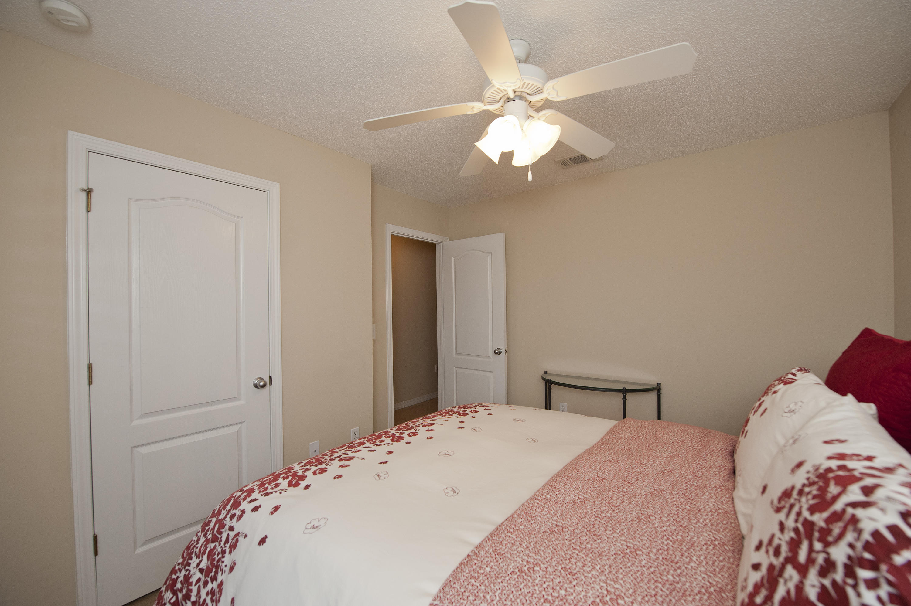 SKY RIDGE ESTATES 1ST ADD - Residential