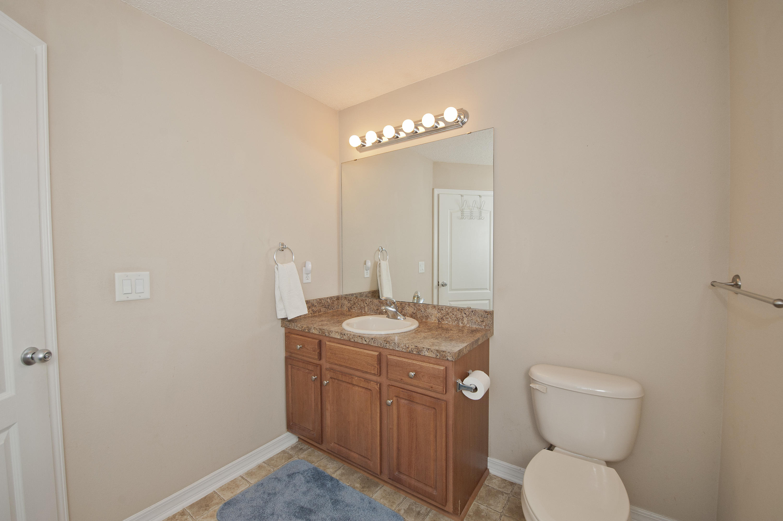 SKY RIDGE ESTATES 1ST ADD - Residential