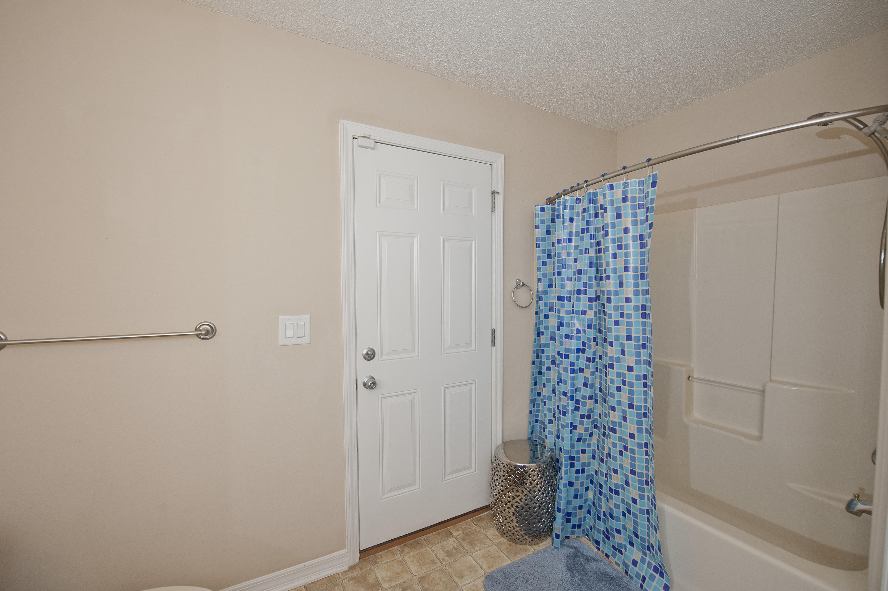 SKY RIDGE ESTATES 1ST ADD - Residential