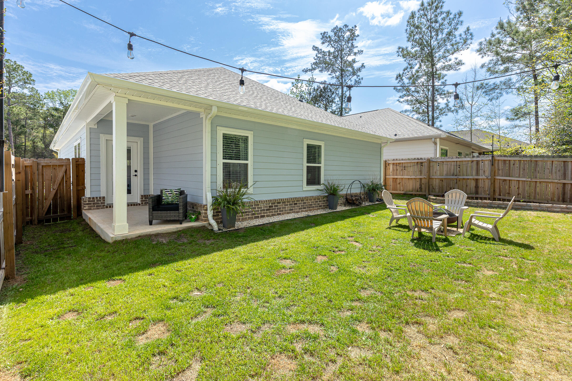 LAGRANGE LANDING - Residential