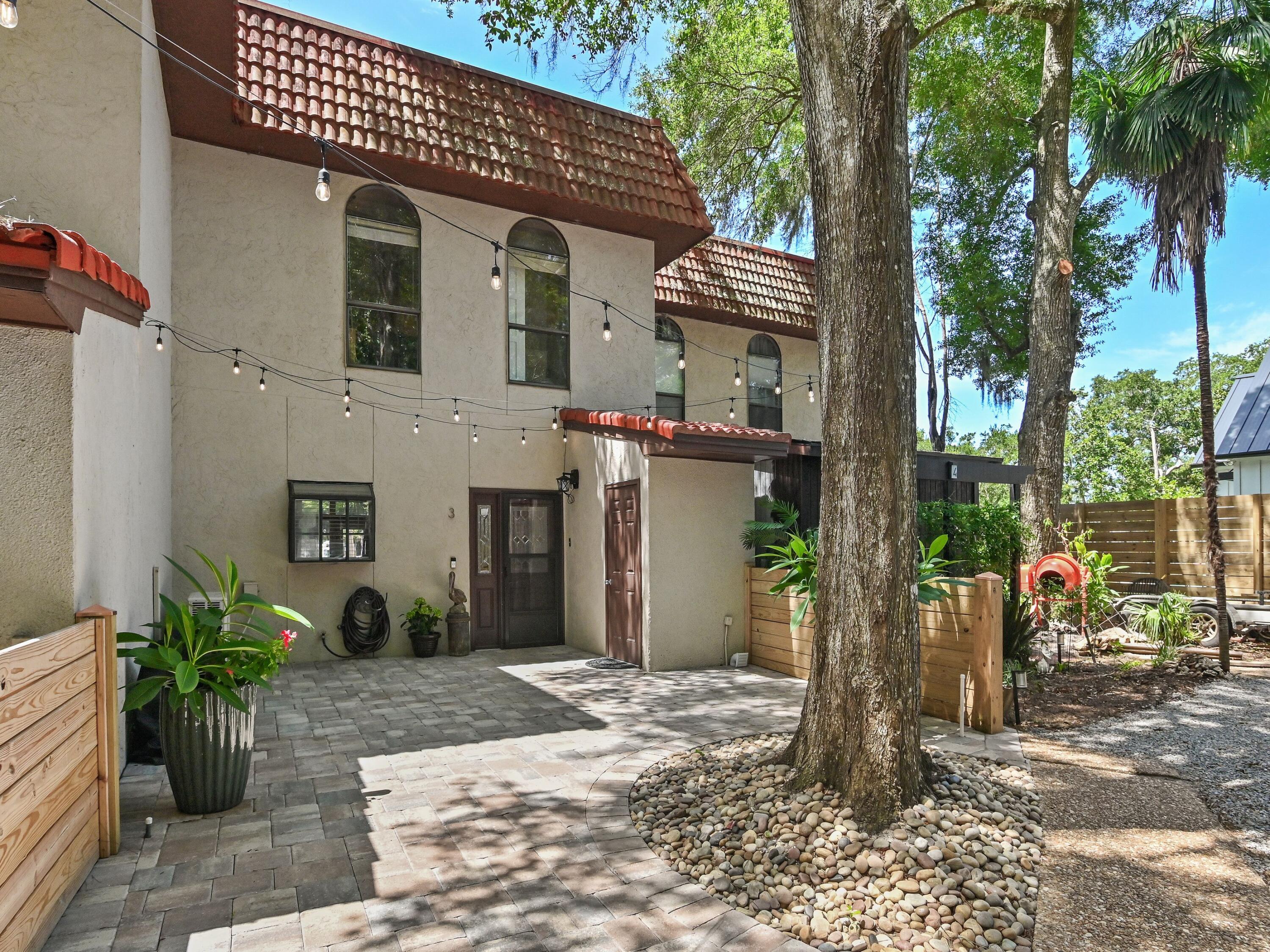 ARROYA CASSA - Residential