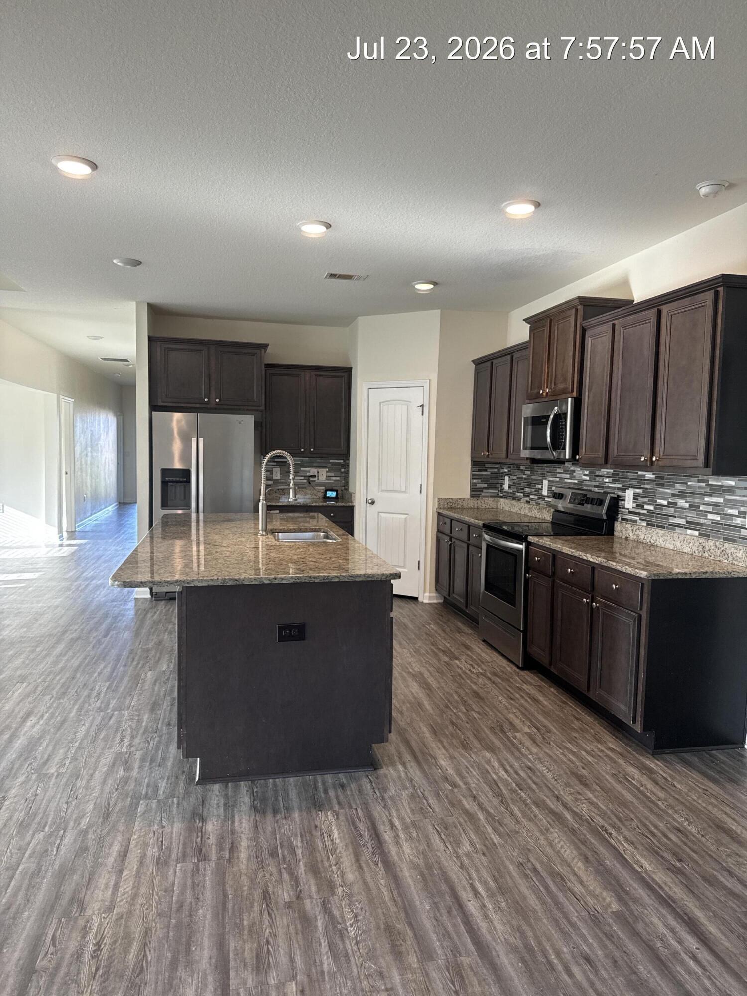 Redstone Commons - Residential Lease