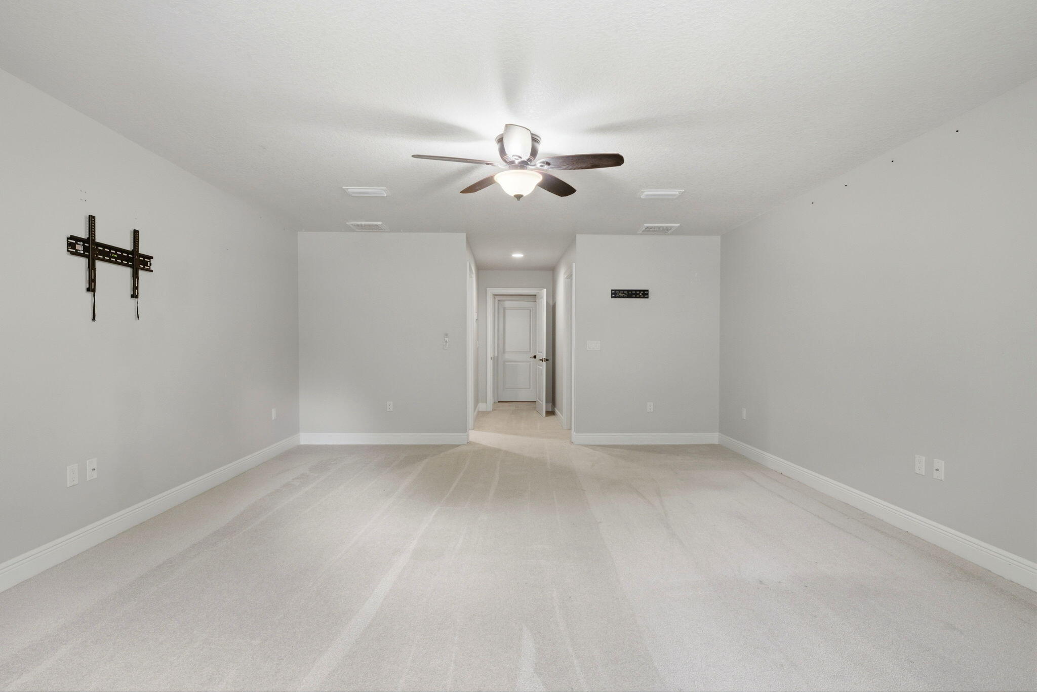 CLAIRES VINEYARD - Residential