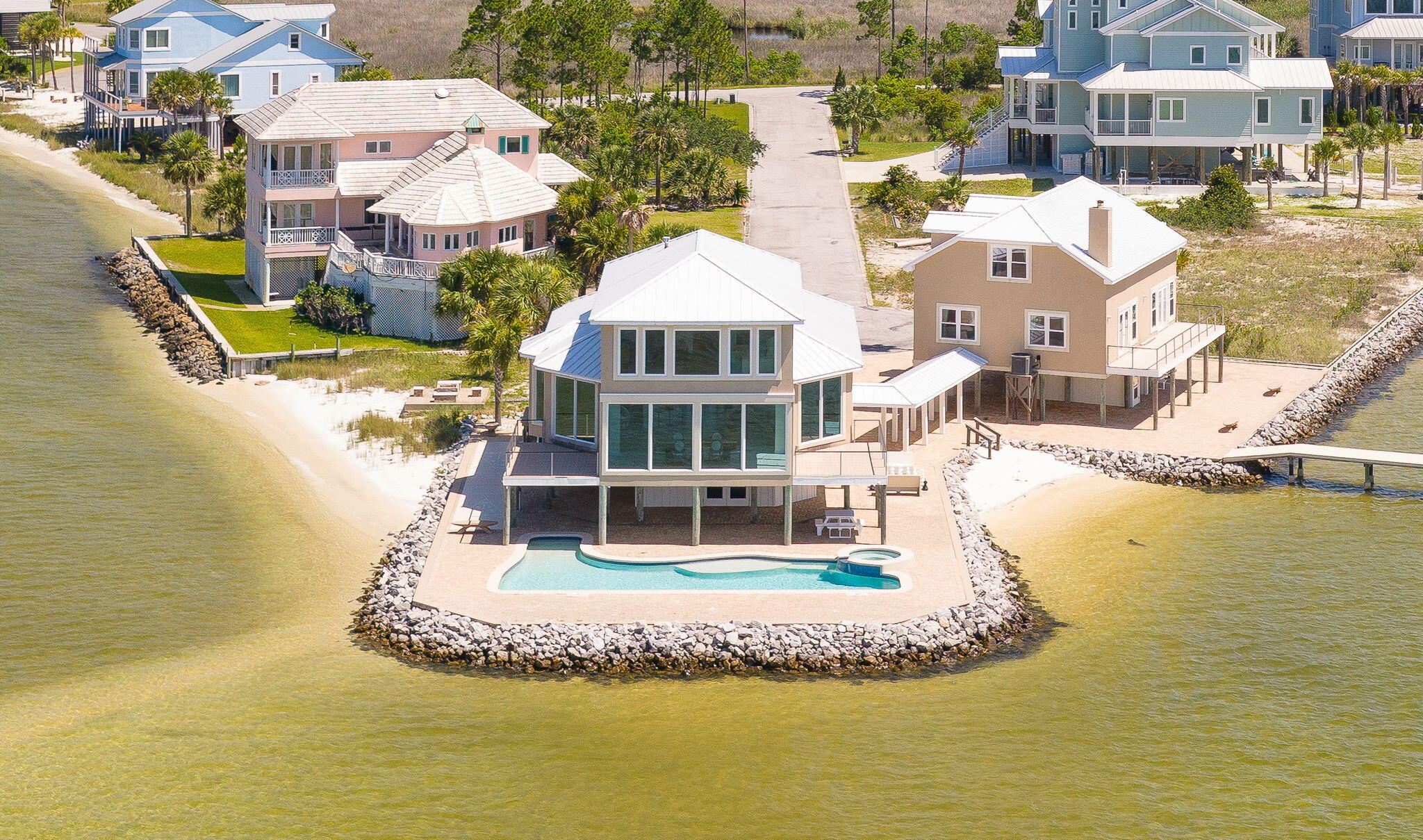 SANDY POINTE - Residential