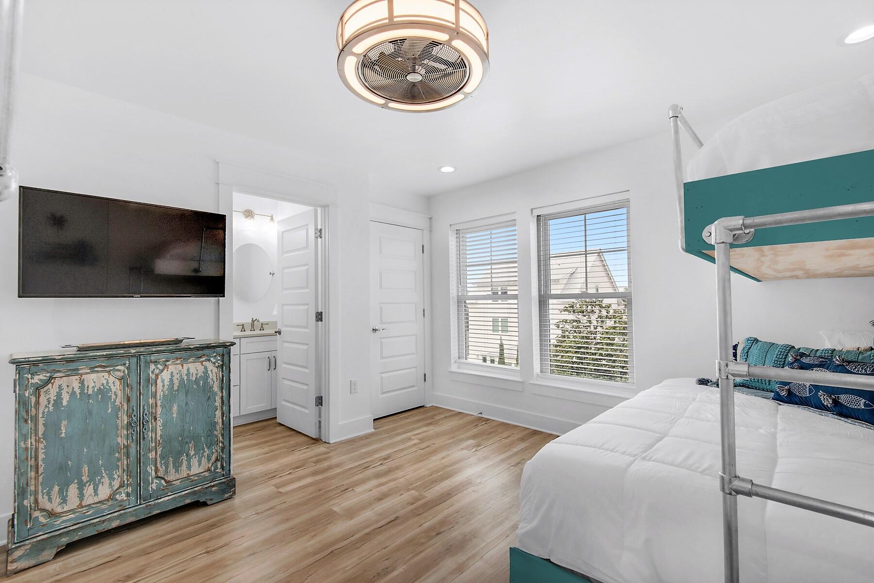 CRYSTAL BEACH - Residential