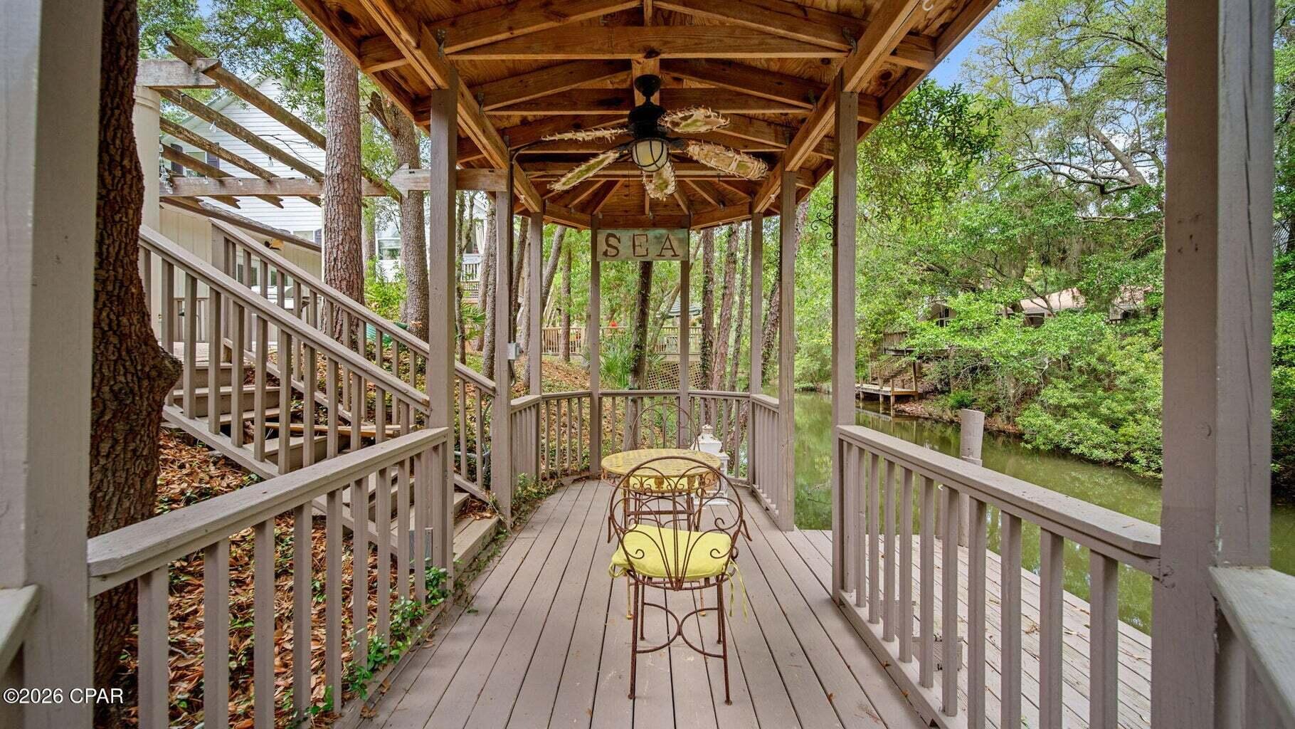 HARBOR OAKS - Residential
