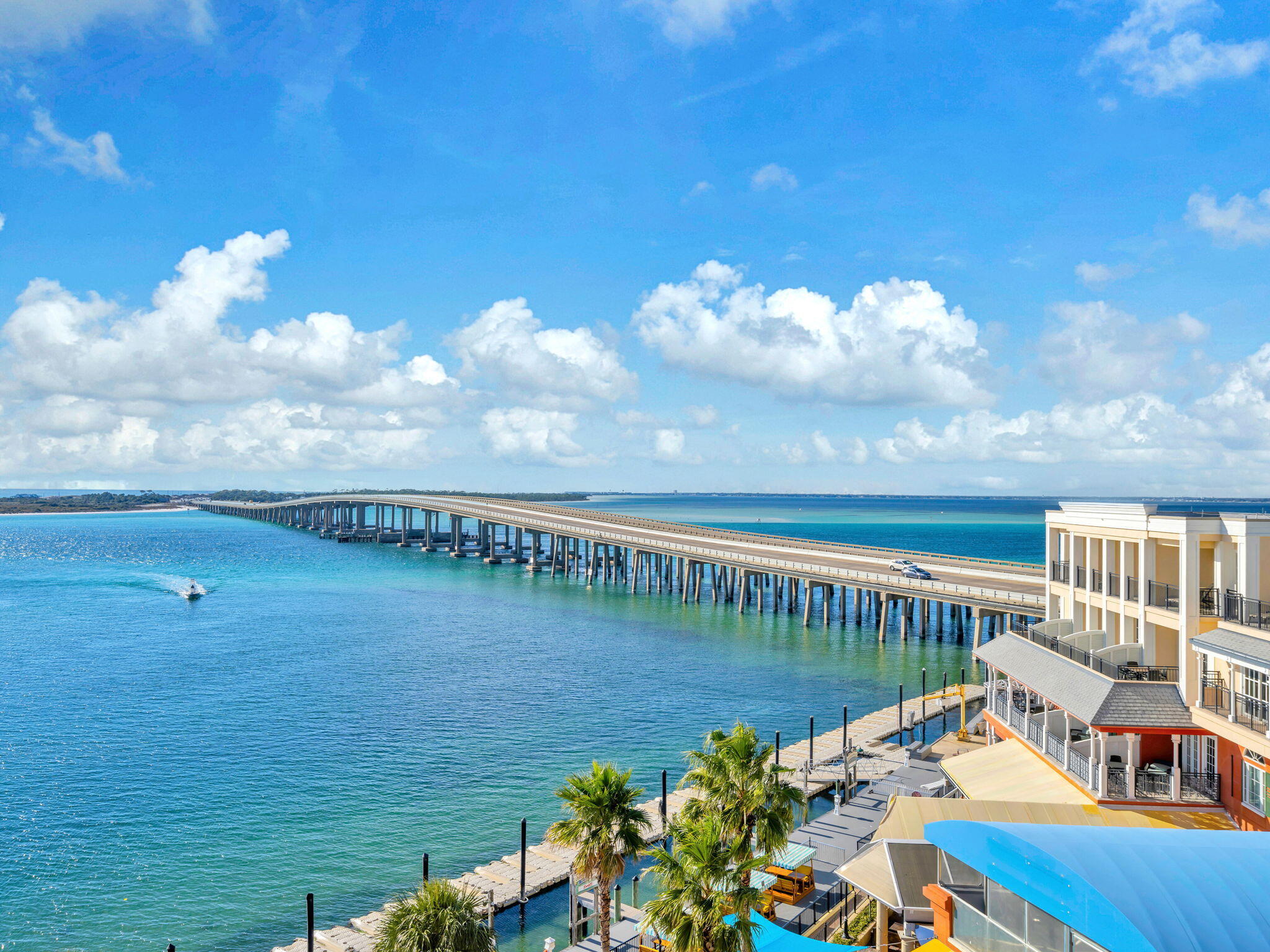 EMERALD GRANDE WEST - Residential