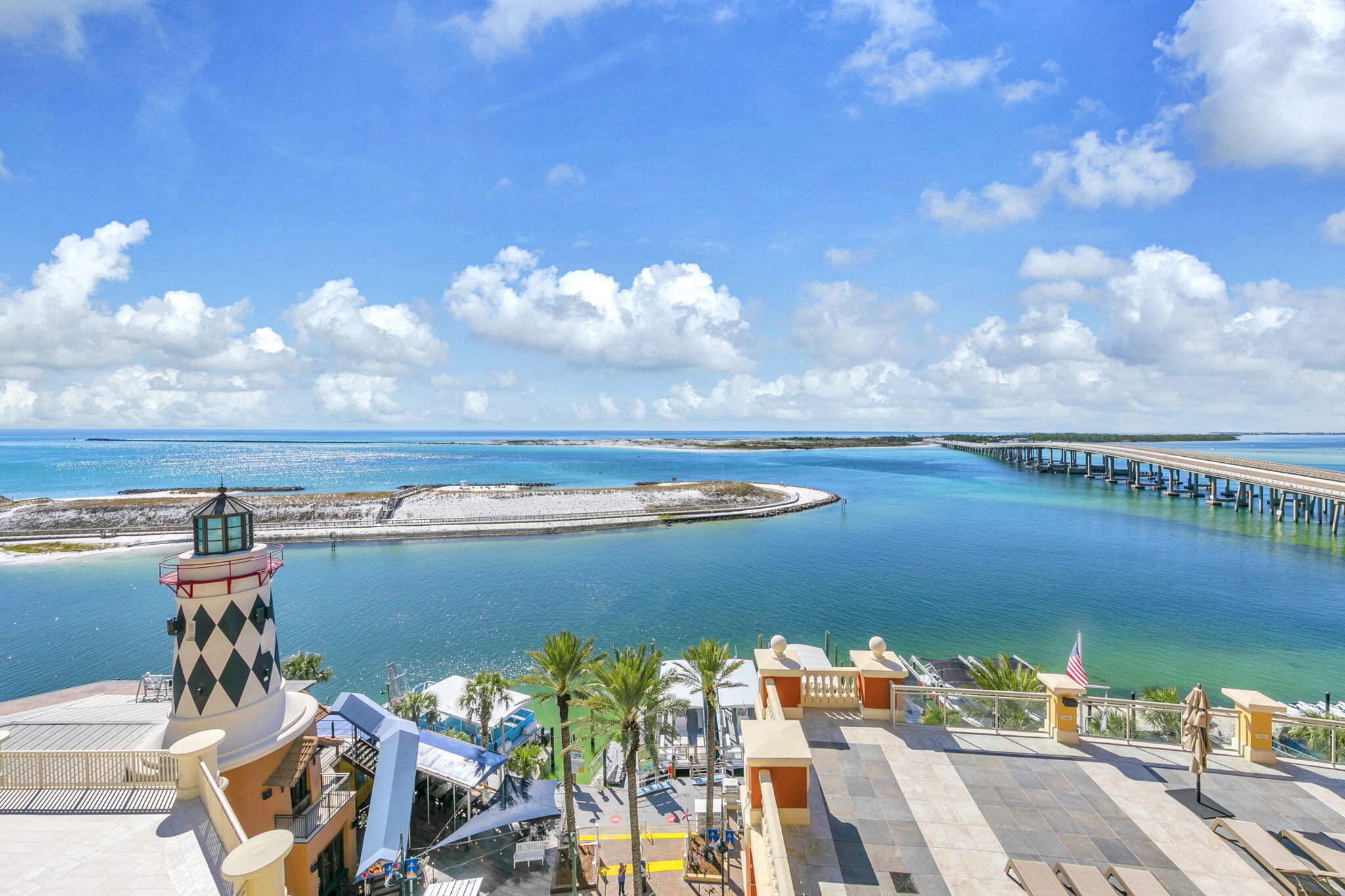 EMERALD GRANDE WEST - Residential