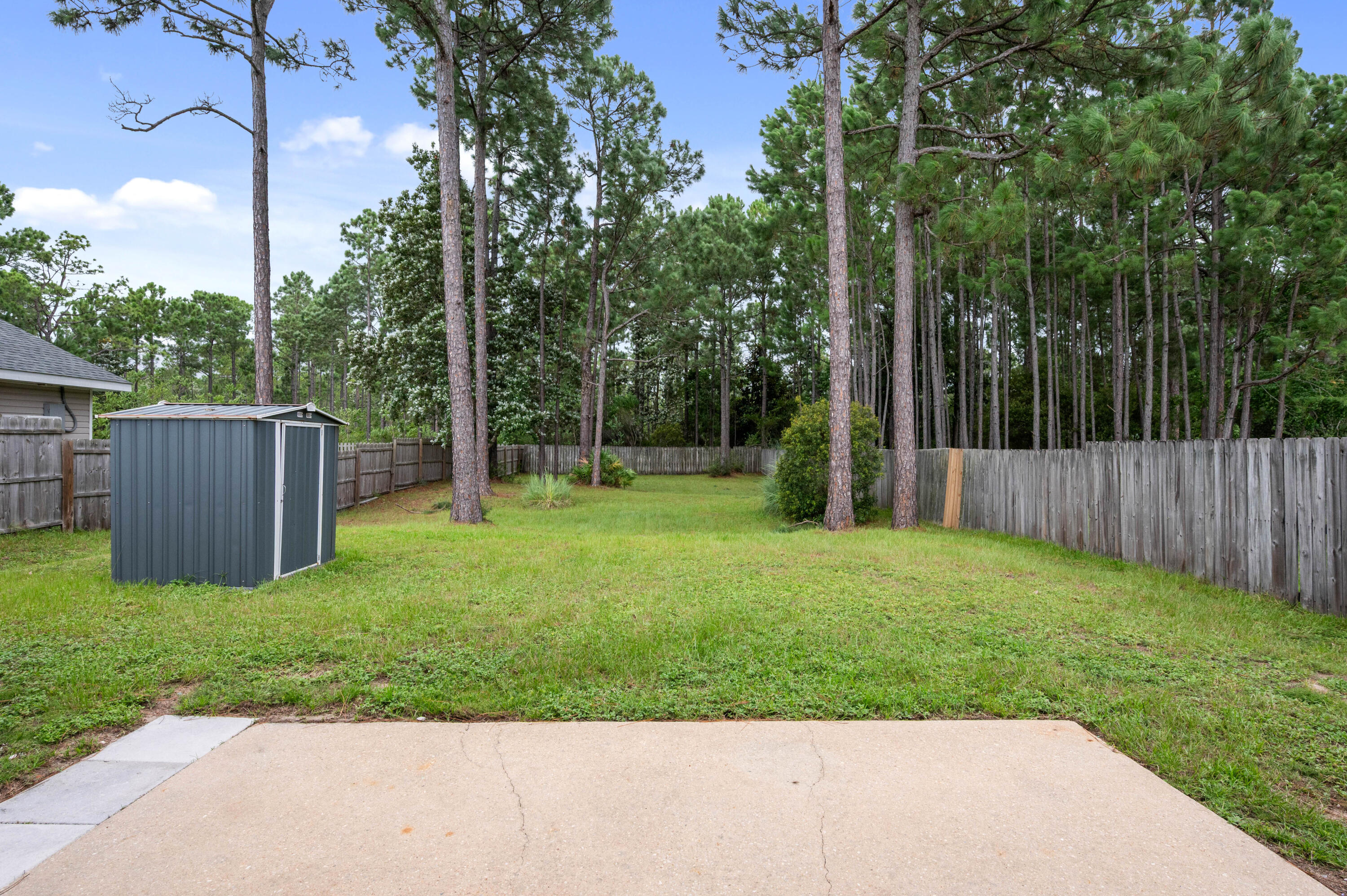 WHISPERWOODS - Residential