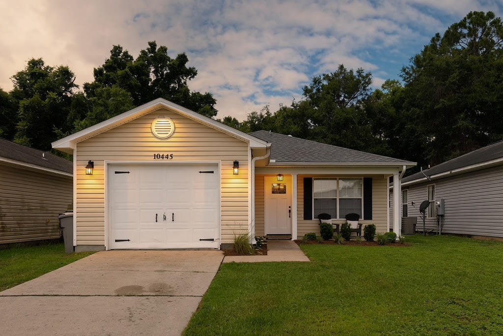 MAPLE OAKS WEST - Residential