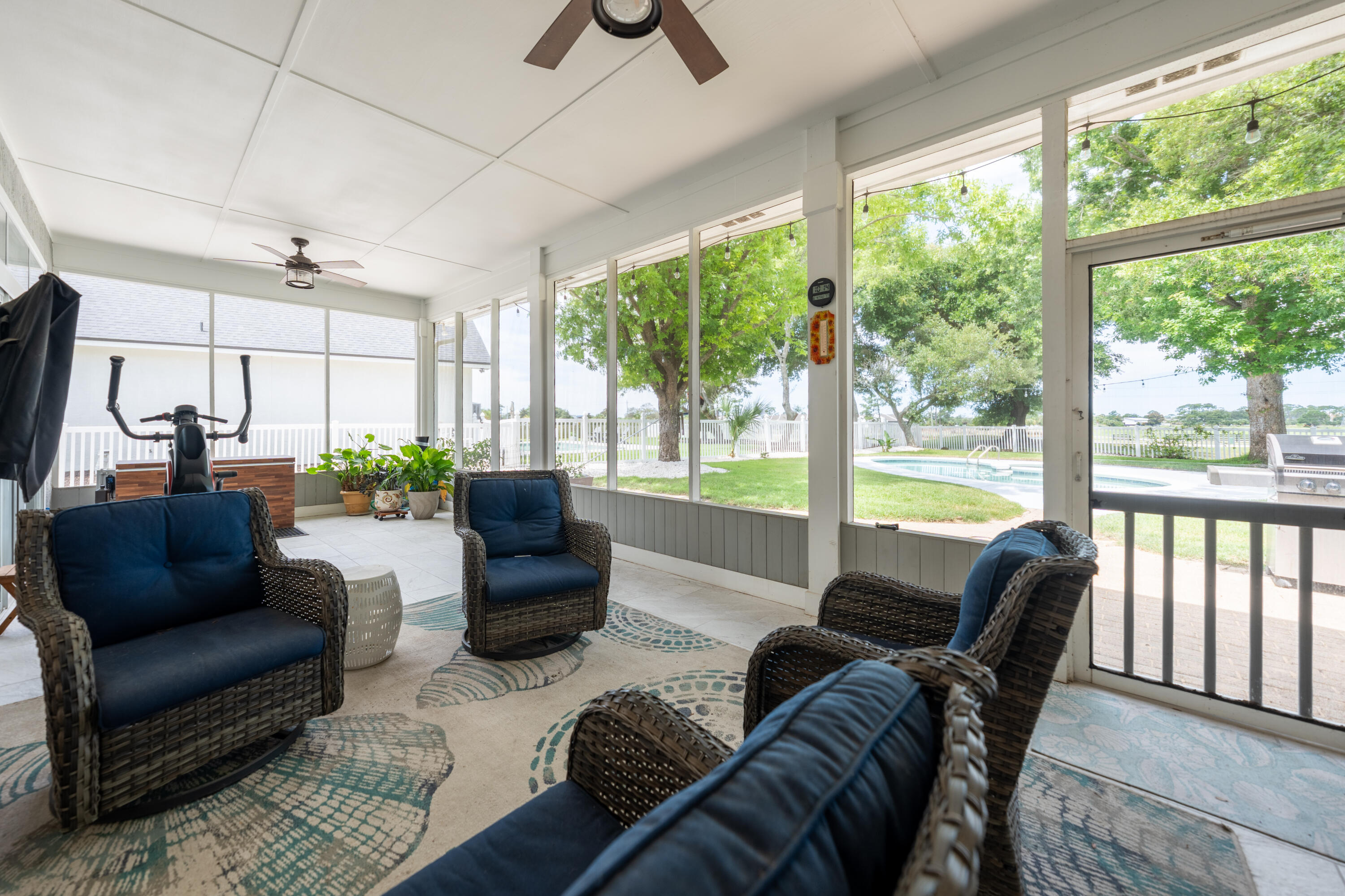 BAY POINT - Residential