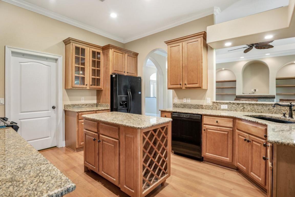 Emerald Bay - Residential Lease