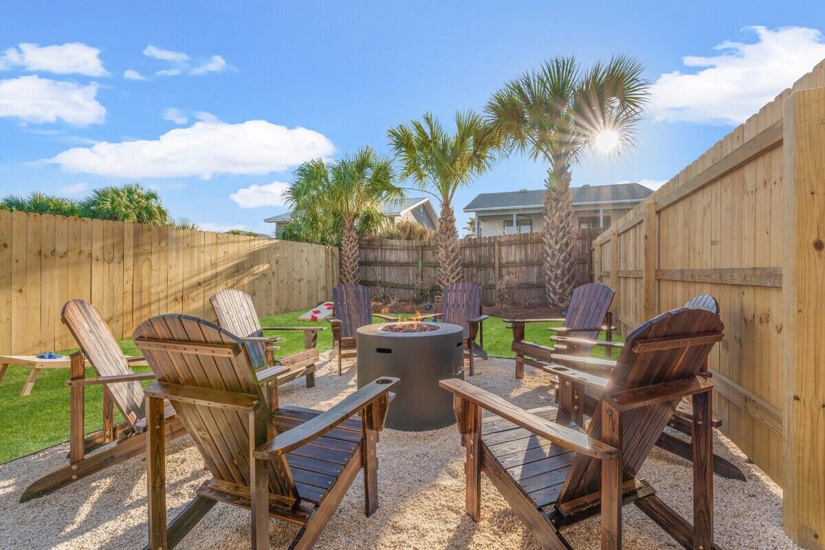 HOLIDAY BEACH - Residential