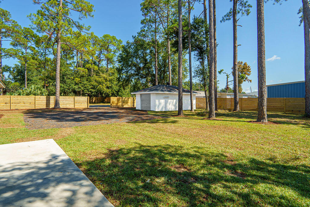 NORTHWOOD - Residential Lease