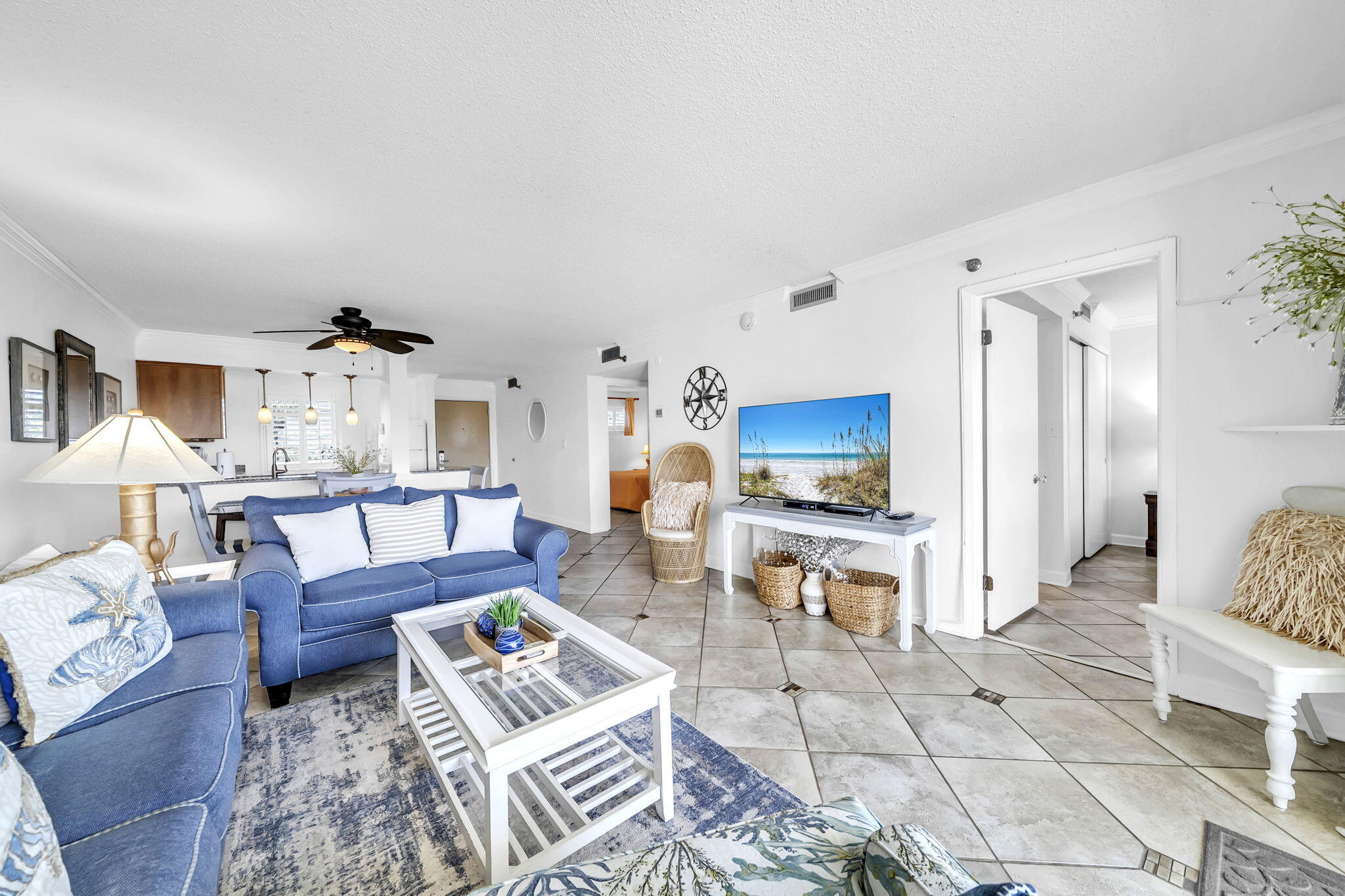ISLANDER CONDO PH 2 - Residential