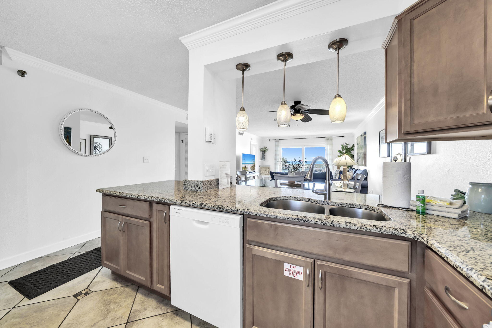 ISLANDER CONDO PH 2 - Residential