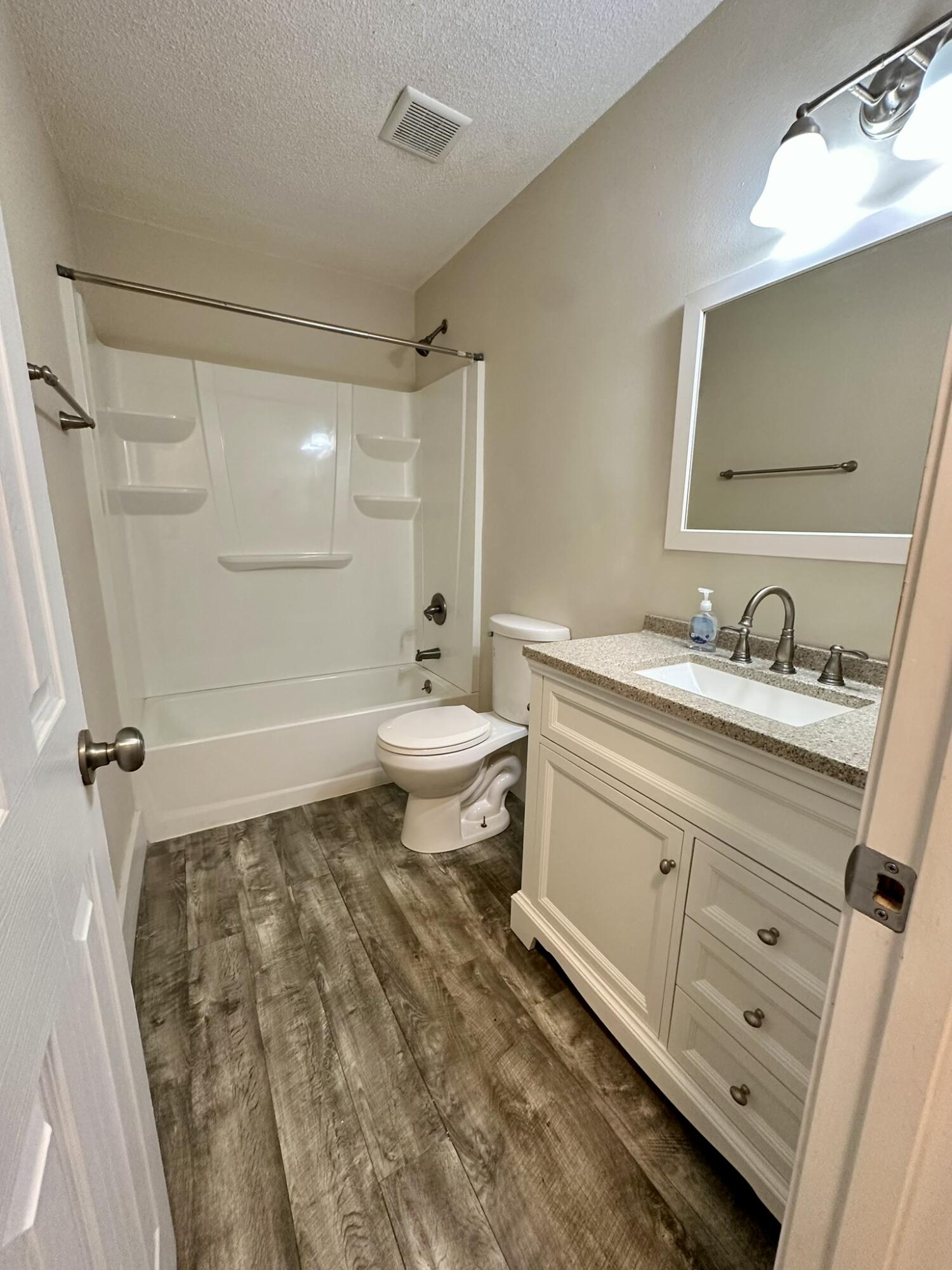 BLACK CREEK ESTATES - Residential Lease