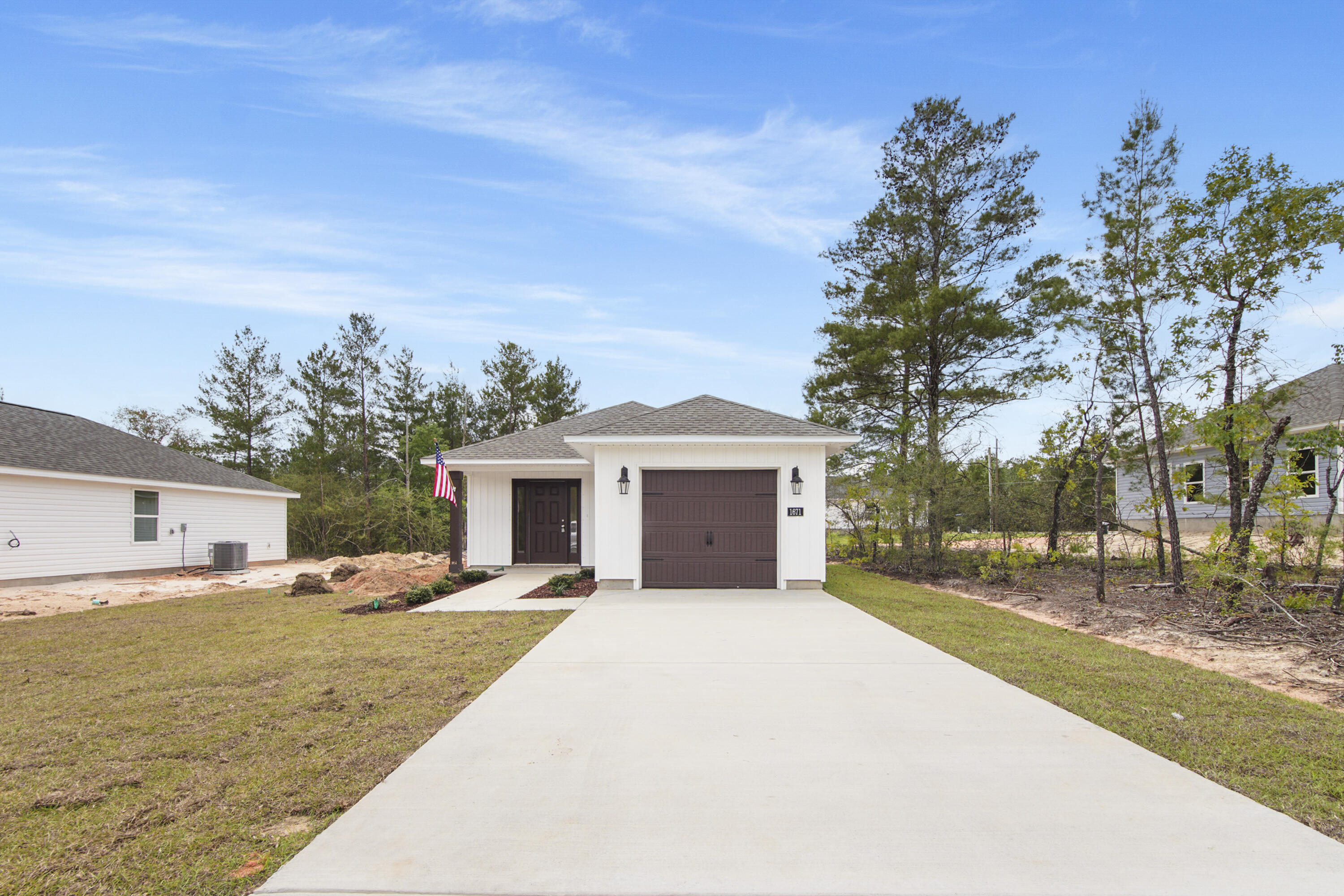 COUNTRY CLUB MANOR EAST - Residential