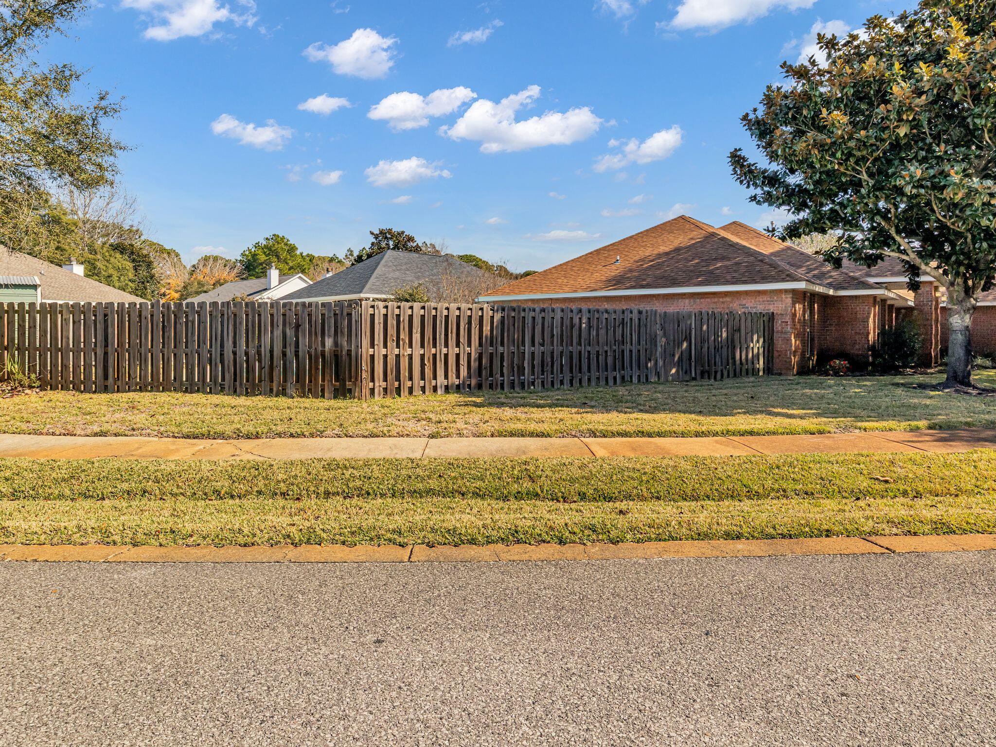 HIDDEN PINES S/D - Residential